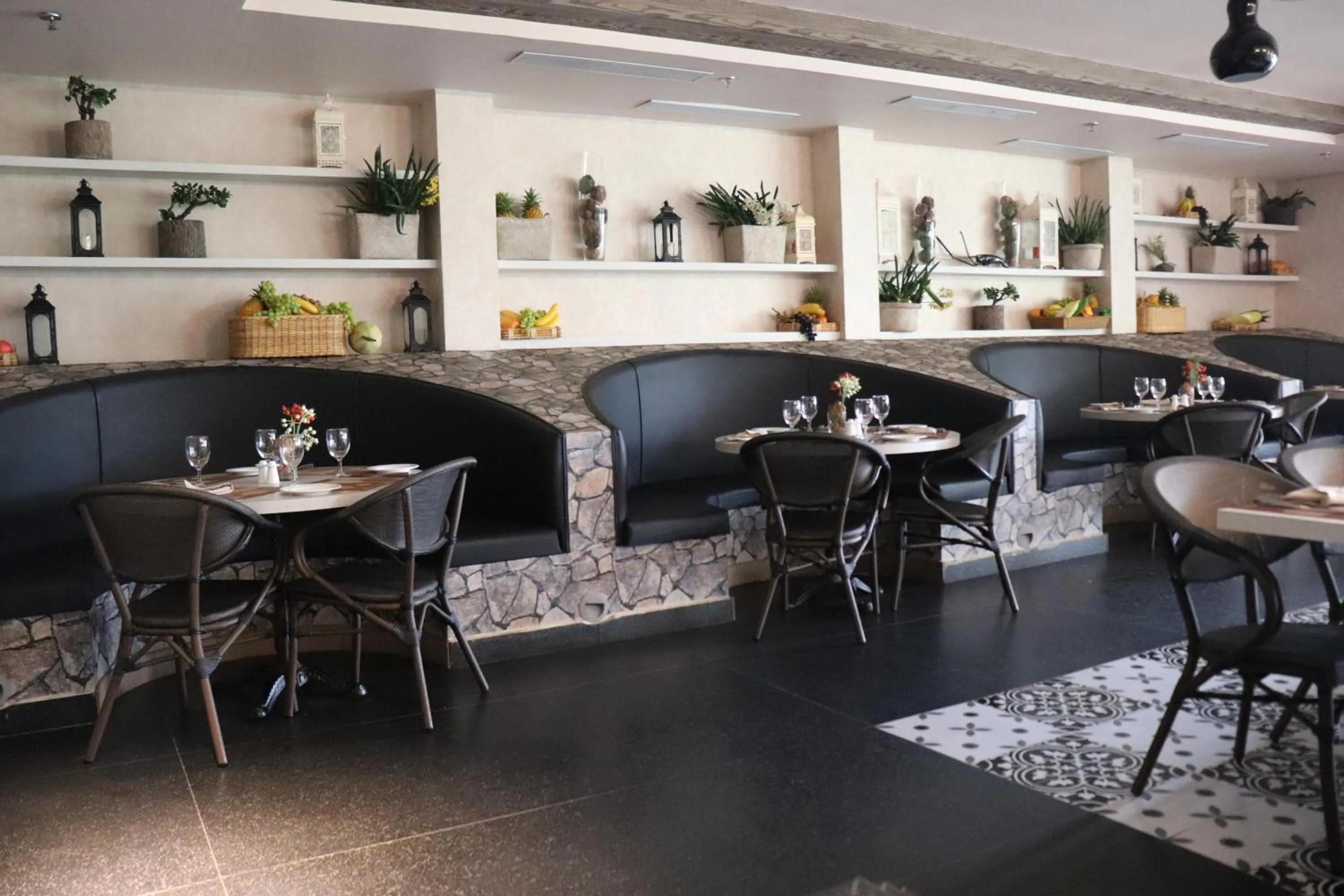 Restaurant/places to eat in Swosti Chilika Resort