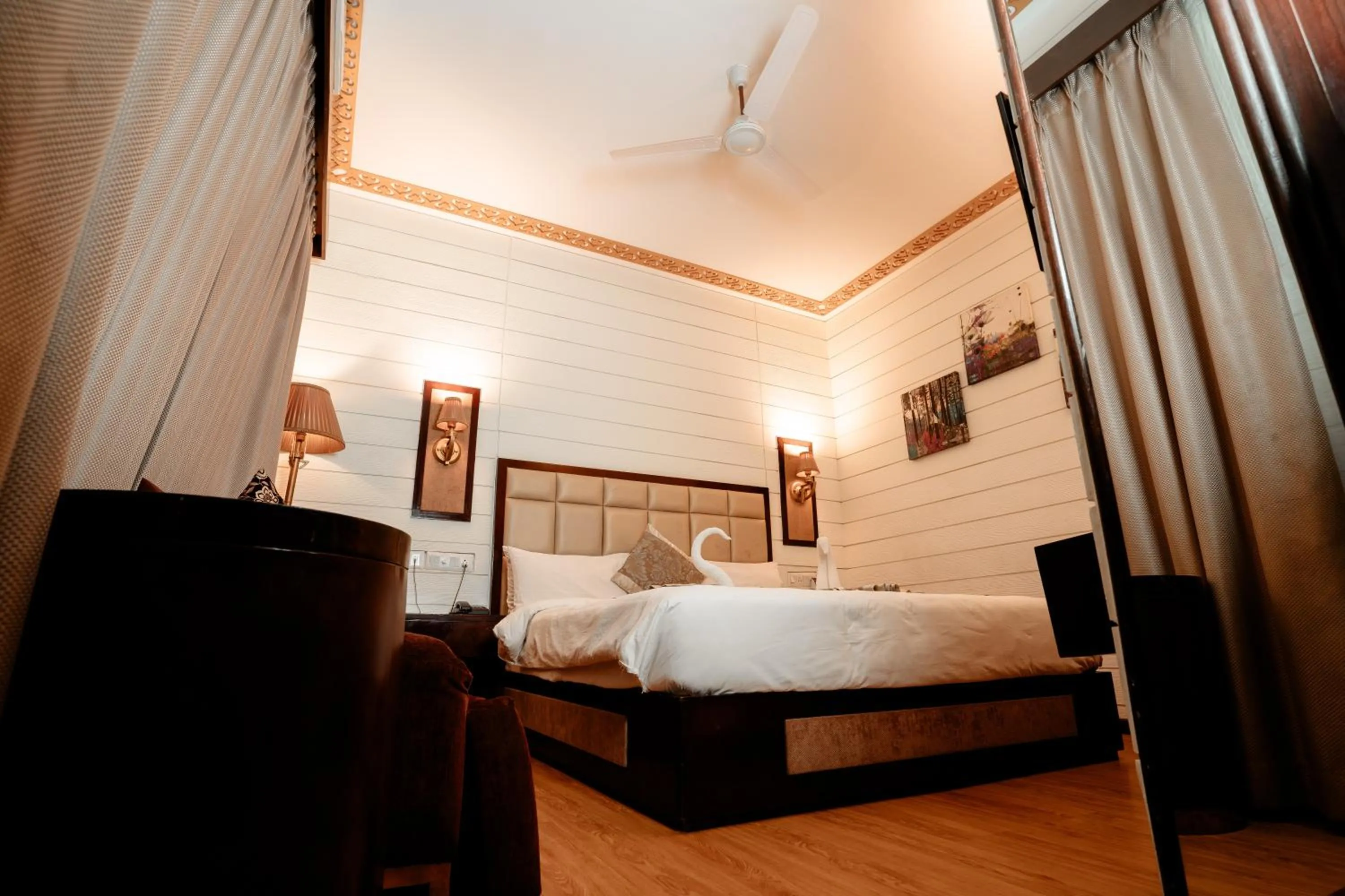 Bedroom, Bed in Sinon Baga Retreat