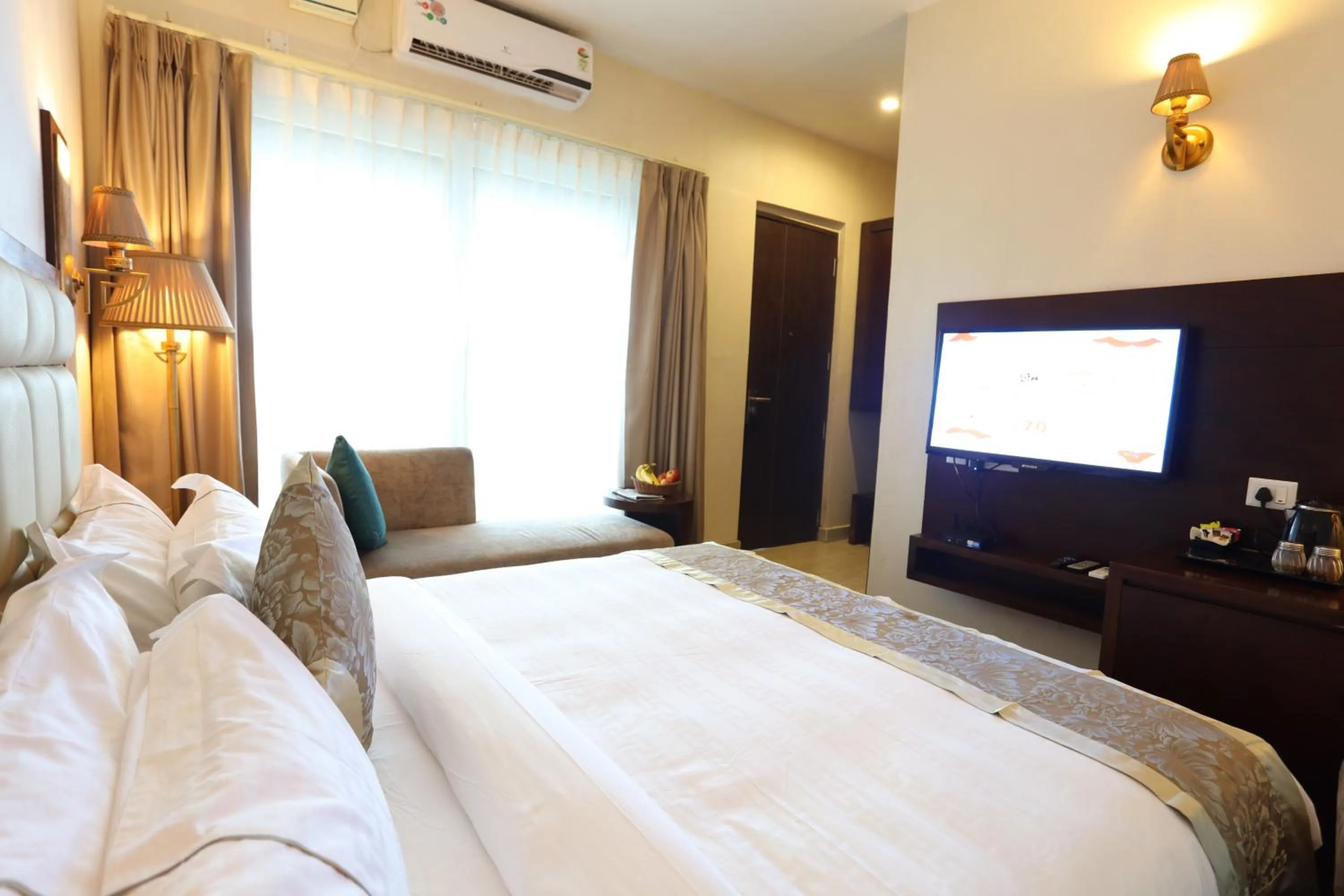 Bedroom, Bed in Sinon Baga Retreat