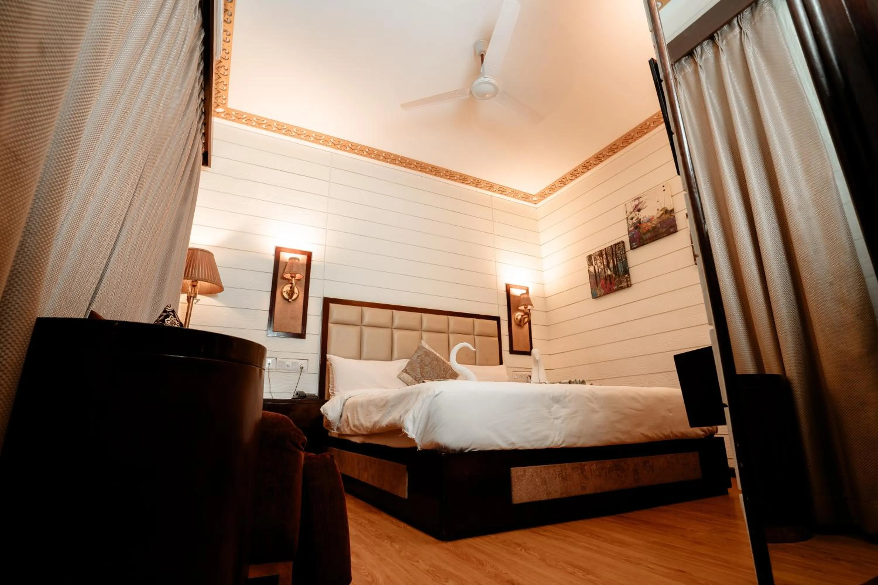 Bed in Sinon Baga Retreat