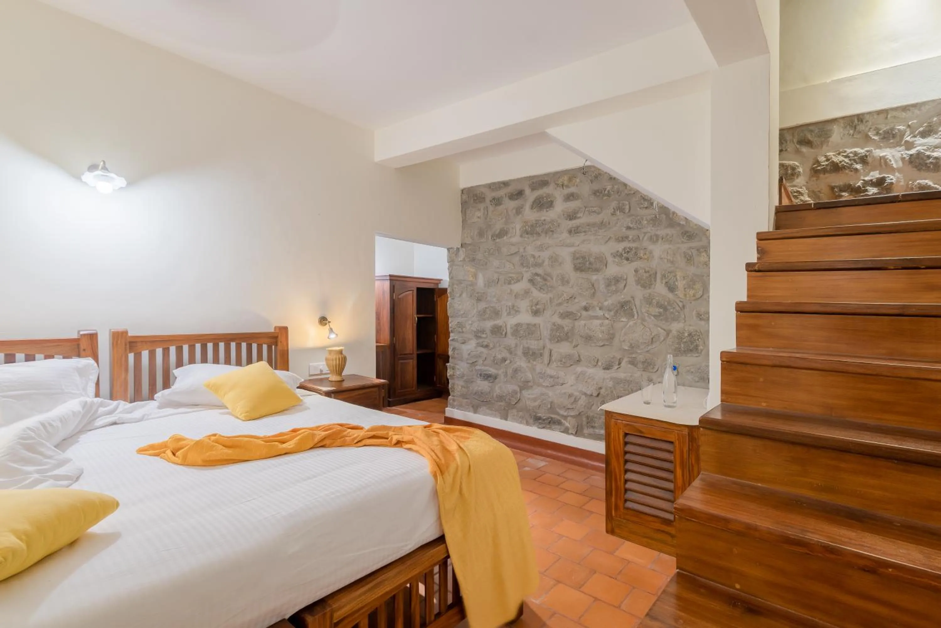 Bedroom, Bed in Windermere River House
