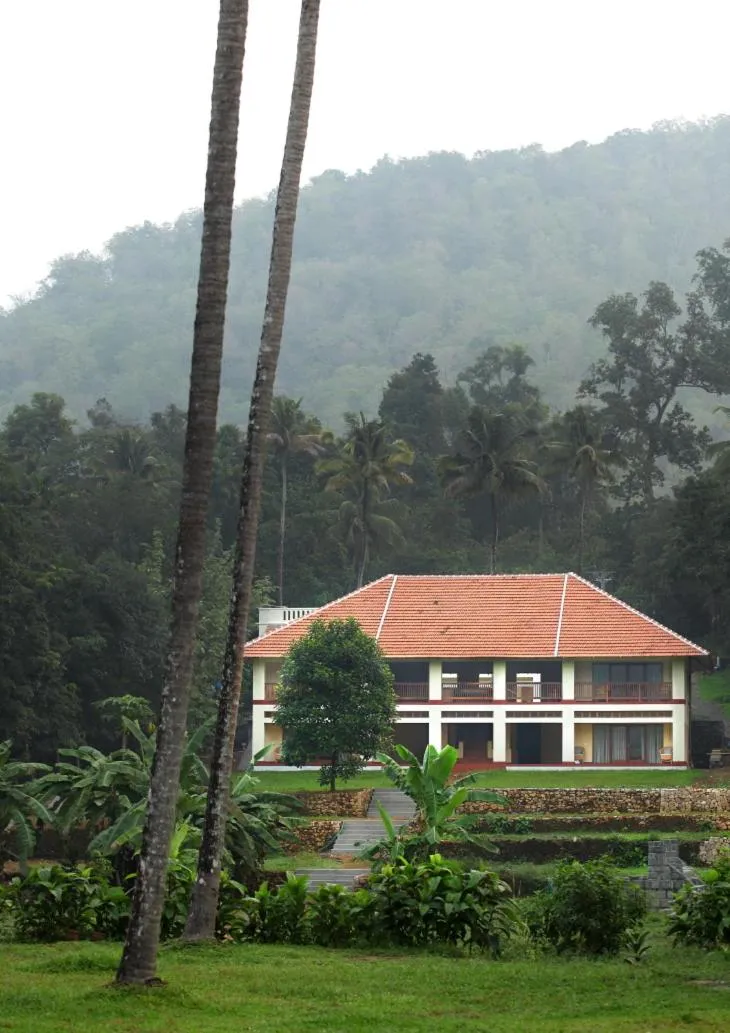 Property building in Windermere River House