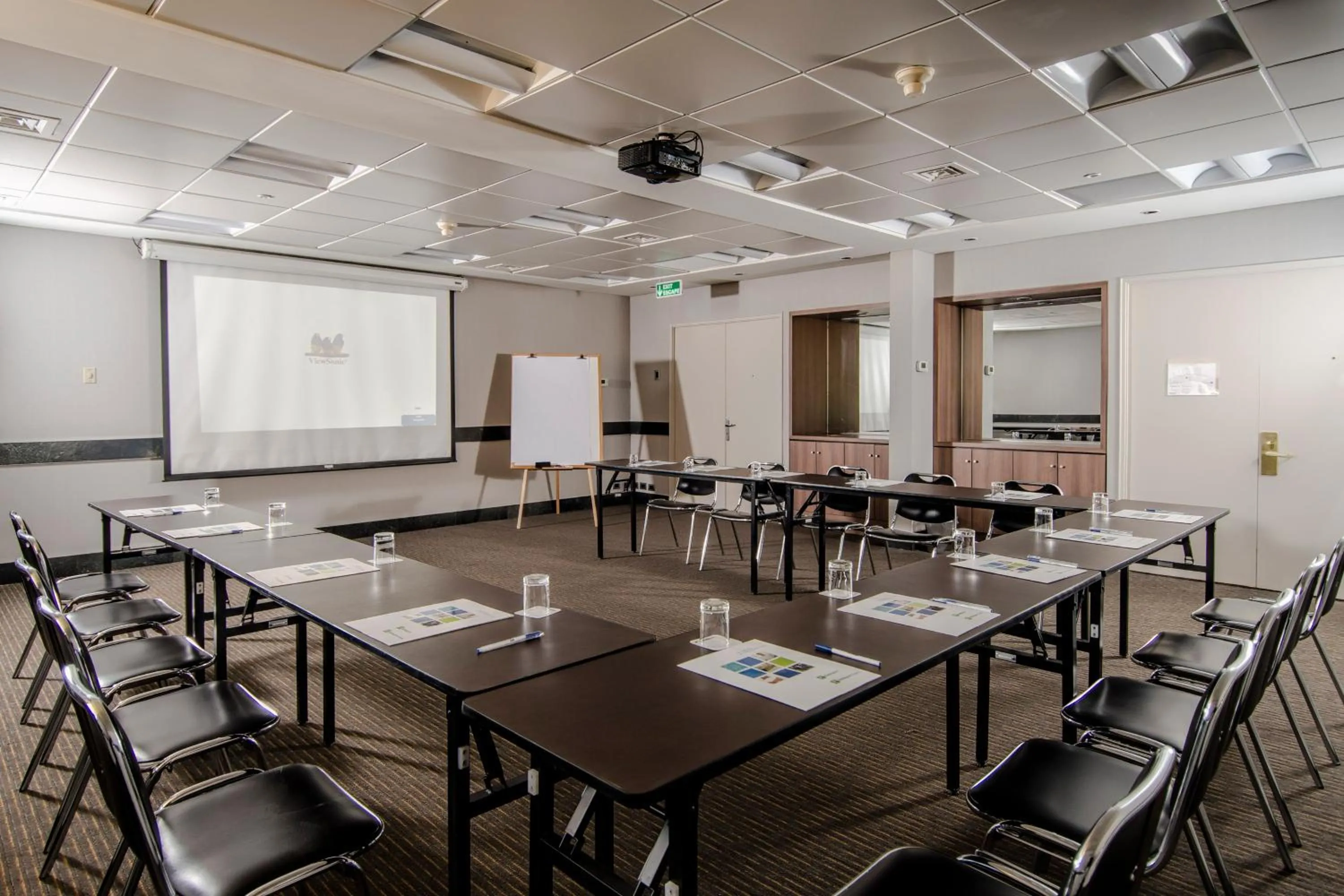 Meeting/conference room in Holiday Inn Express - Concepcion by IHG