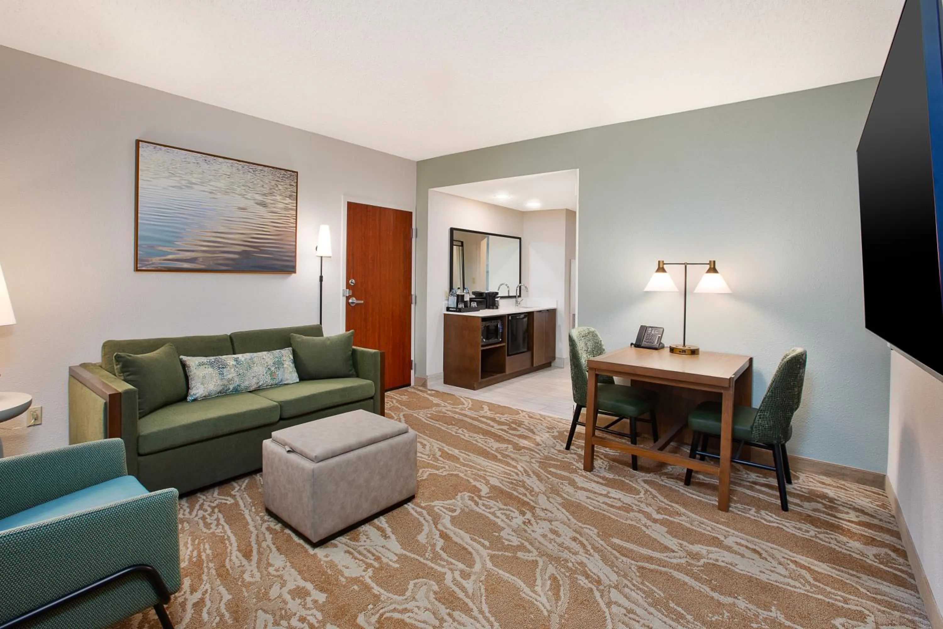 Living room in Embassy Suites San Marcos Hotel Conference Center