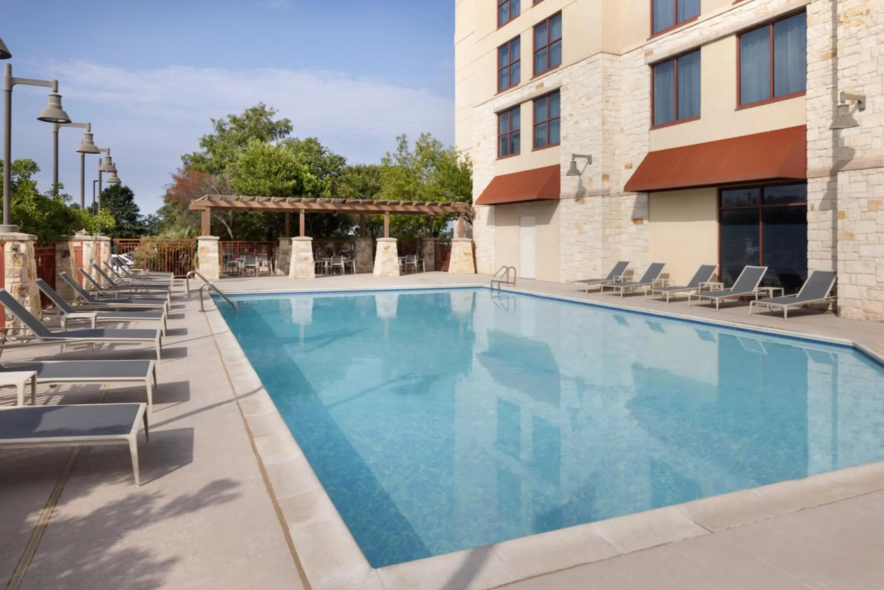 Swimming pool in Embassy Suites San Marcos Hotel Conference Center Swimming pool in Embassy Suites San Marcos Hotel Conference Center