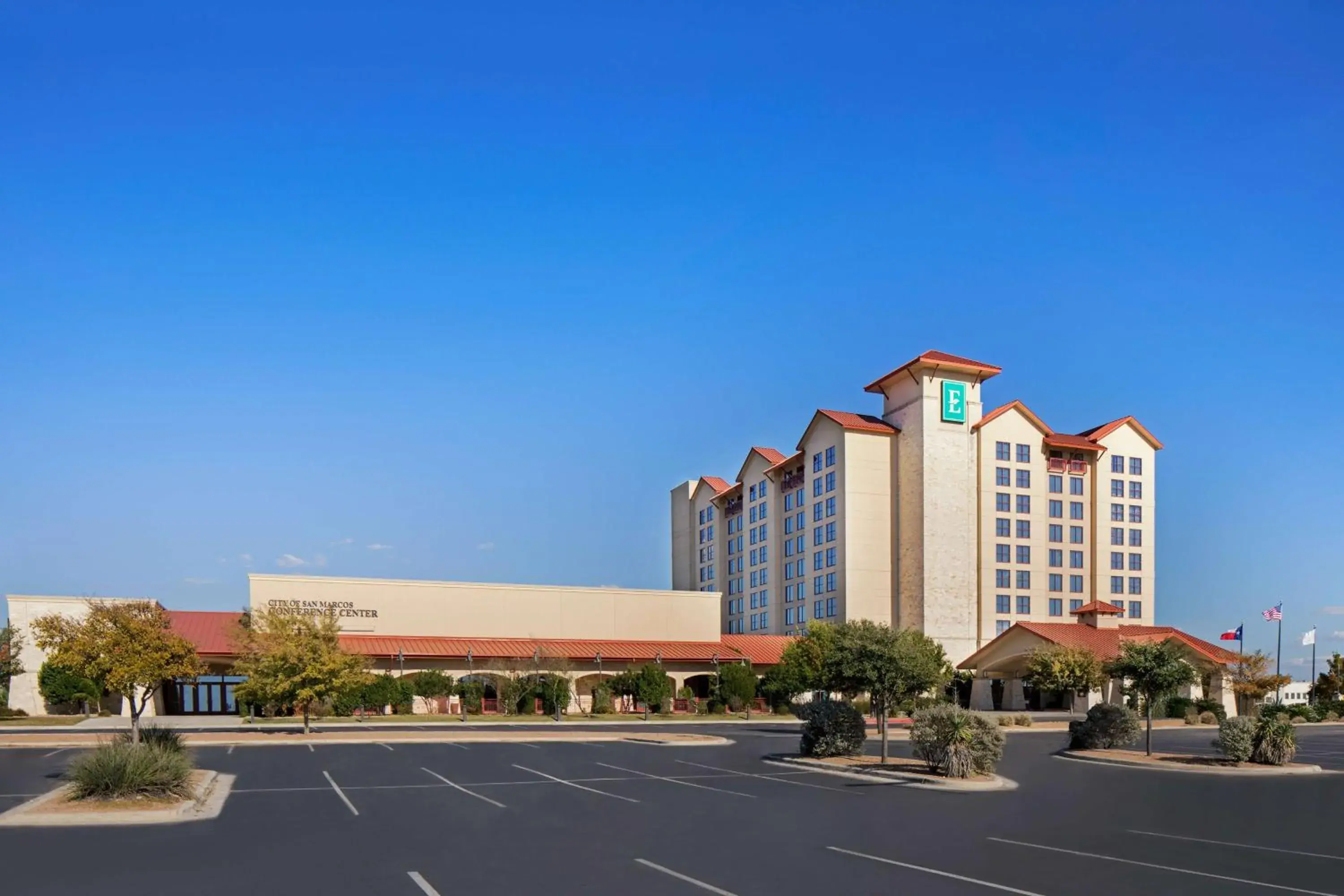 Property building in Embassy Suites San Marcos Hotel Conference Center Property building in Embassy Suites San Marcos Hotel Conference Center