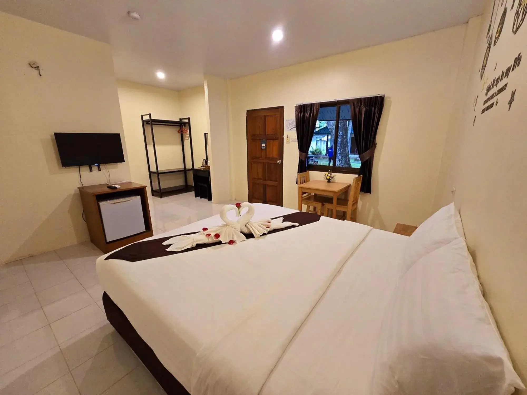 Bed in Mild Garden View Resort Bed in Mild Garden View Resort