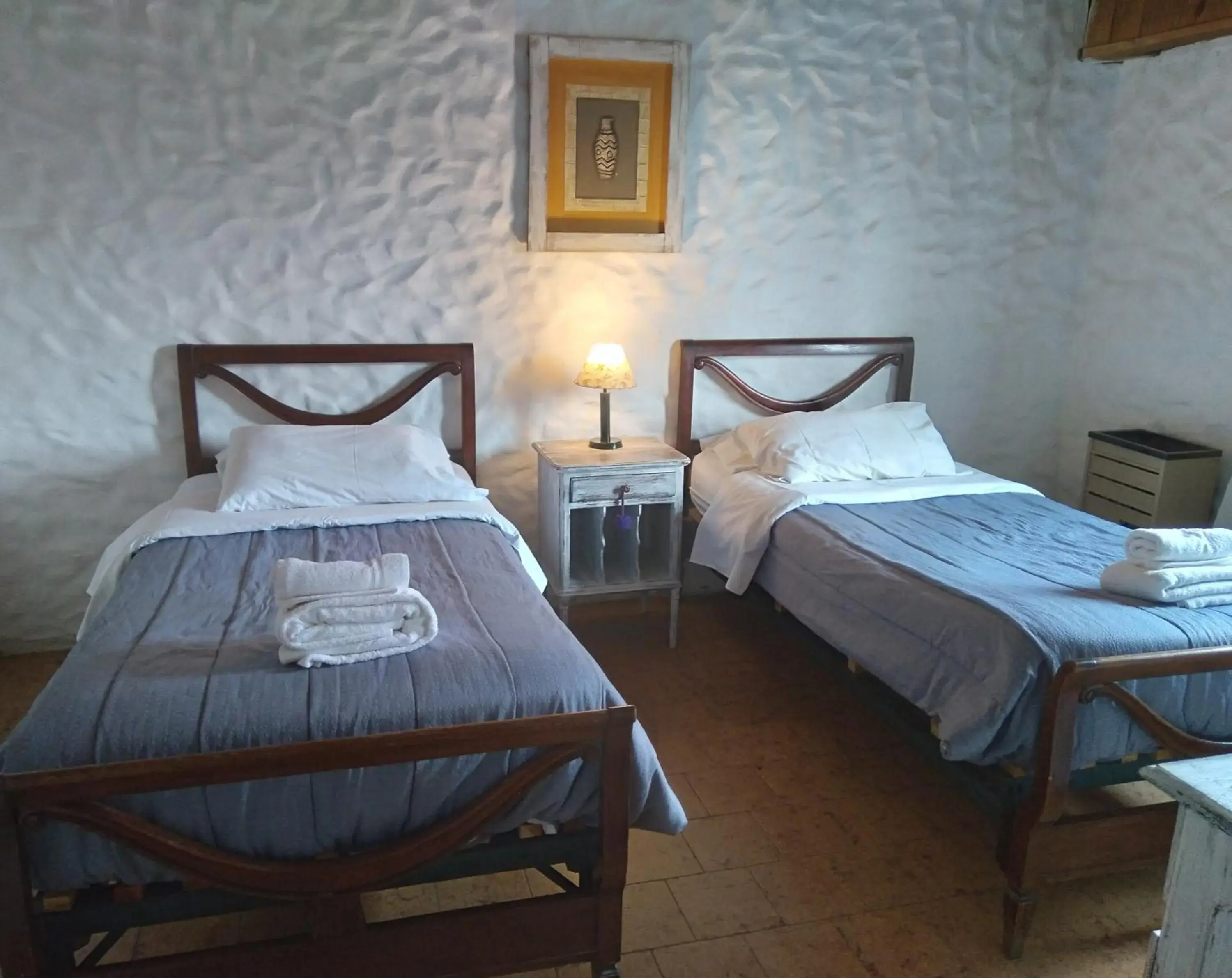 Standard Twin Room in Hostal Schilling Standard Twin Room in Hostal Schilling