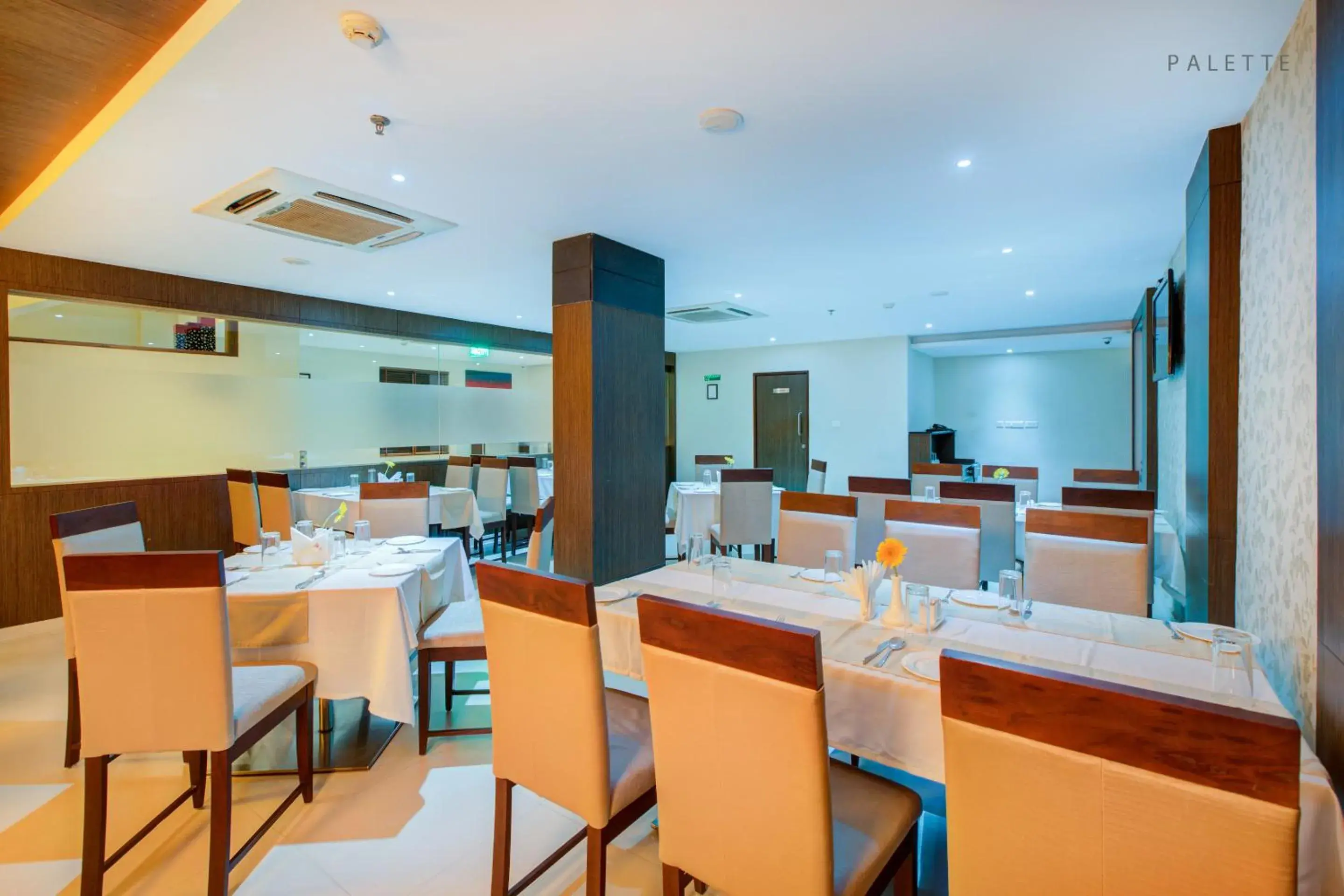 Restaurant/places to eat in JK Residency Kelakam Restaurant/places to eat in JK Residency Kelakam