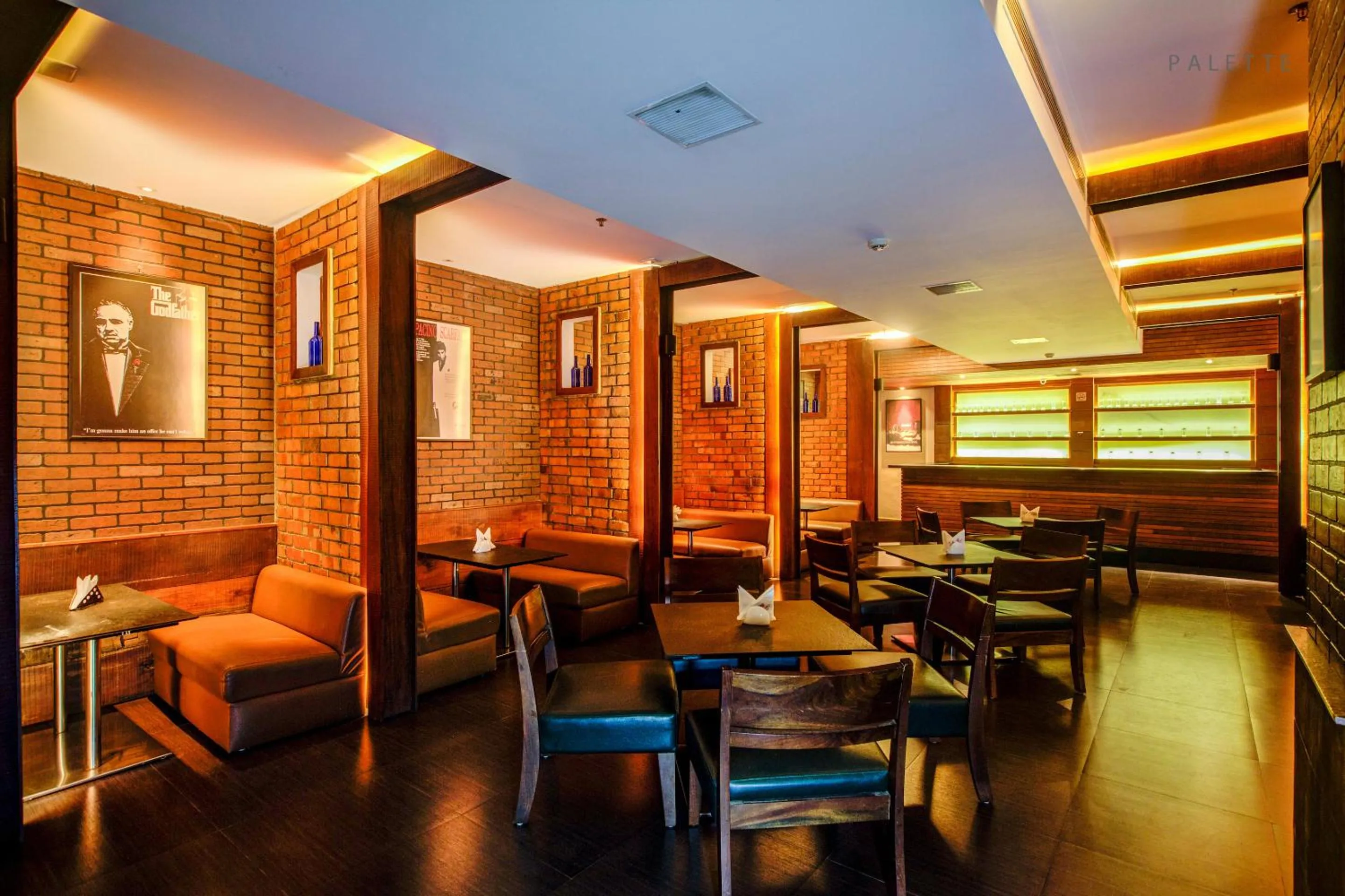 Restaurant/places to eat in JK Residency Kelakam