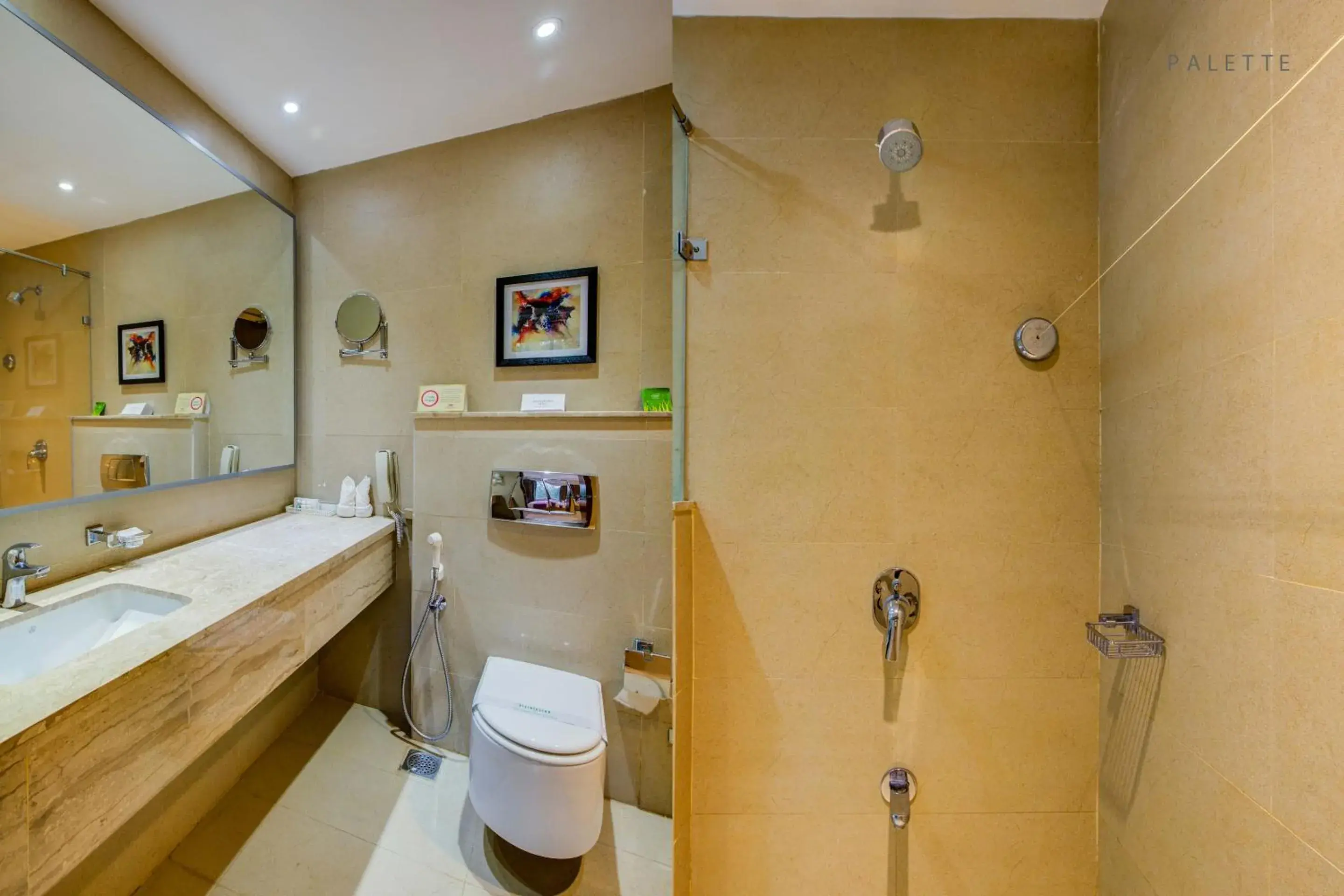 Bathroom in JK Residency Kelakam Bathroom in JK Residency Kelakam