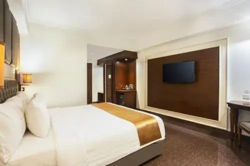 Deluxe Queen Room in Grand Rohan Jogja Deluxe Queen Room in Grand Rohan Jogja