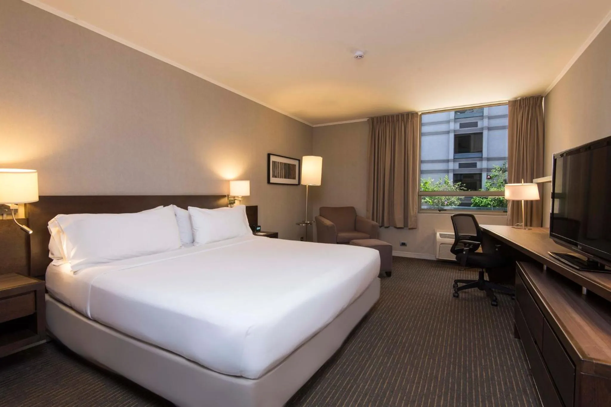 Photo of the whole room, Bed in Holiday Inn Express - Iquique by IHG