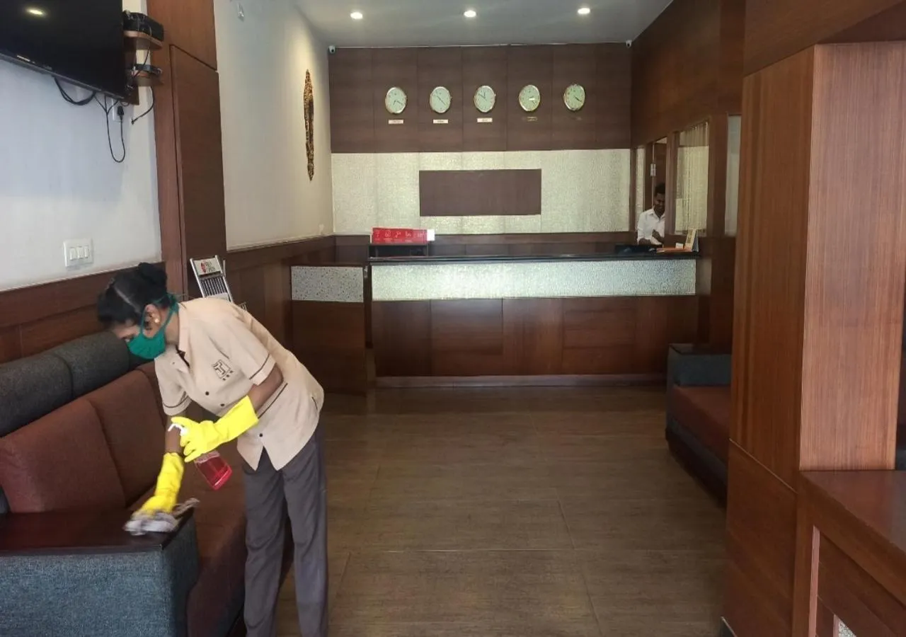 Staff in Traders Hotel - Kankanady, Mangalore