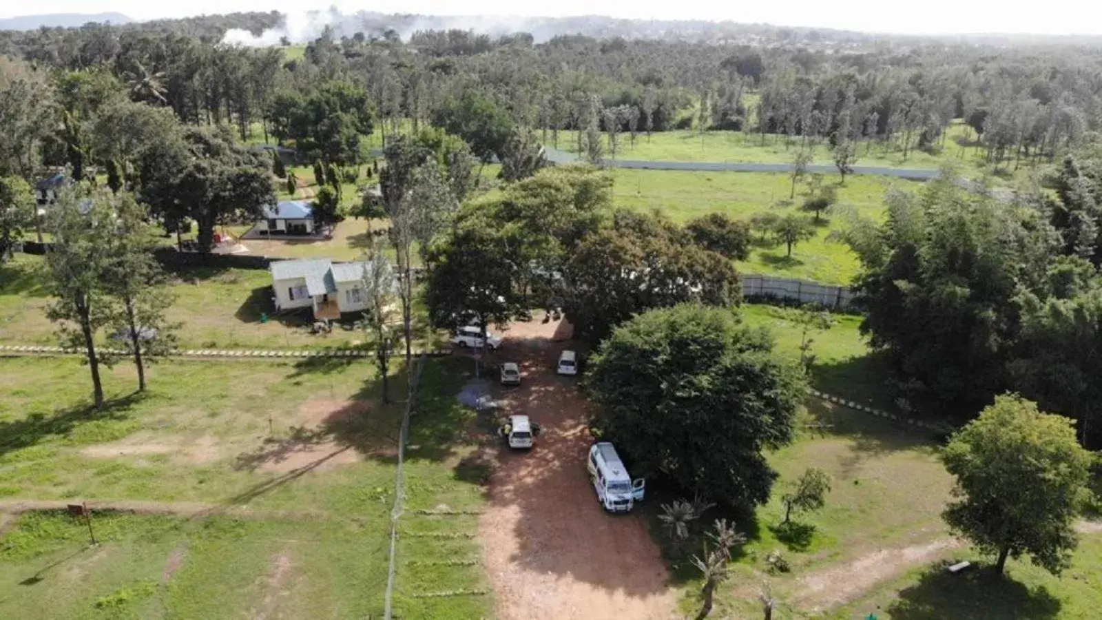 Facade/entrance in River Valley Resort Facade/entrance in River Valley Resort