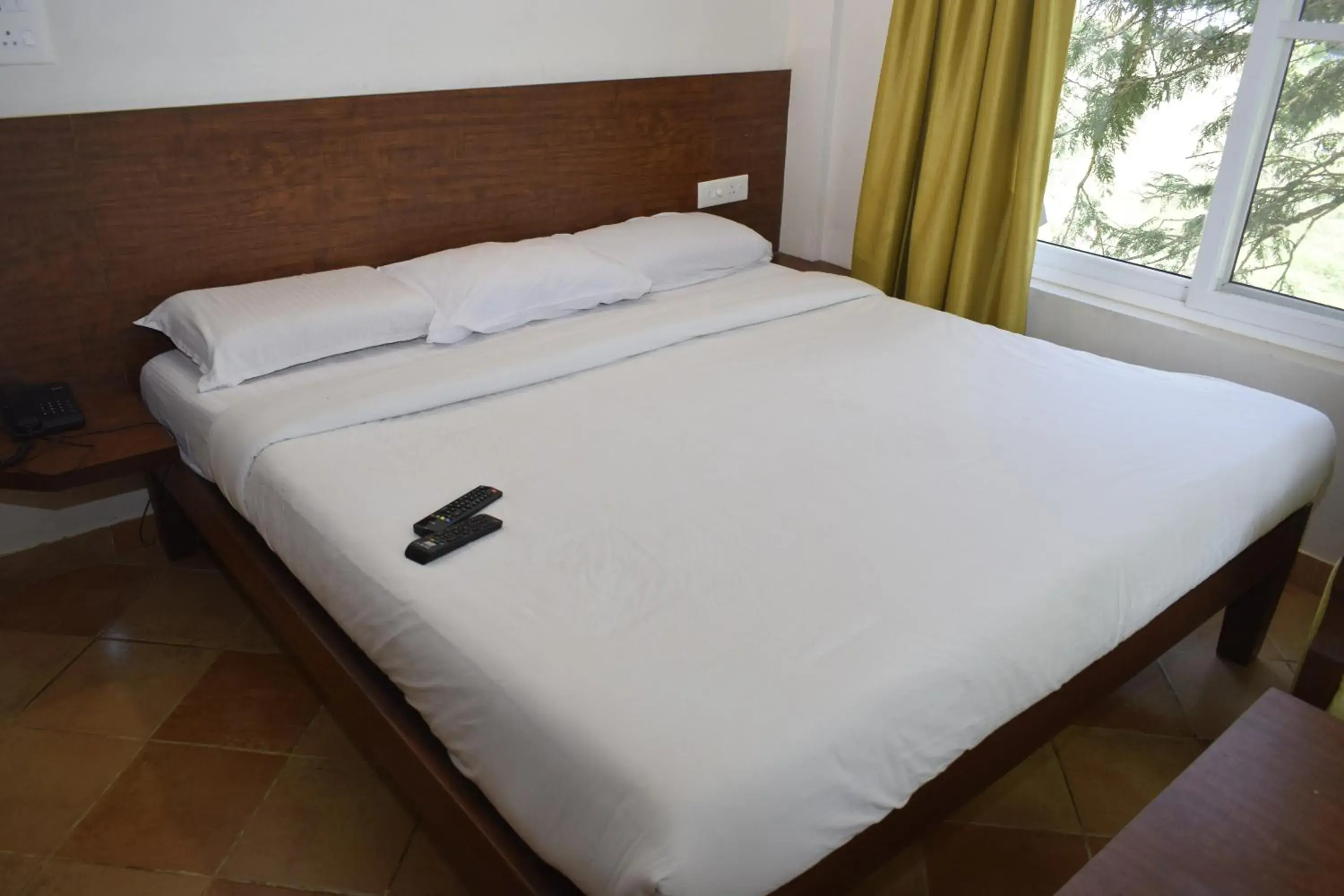 Photo of the whole room, Bed in River Valley Resort Photo of the whole room, Bed in River Valley Resort