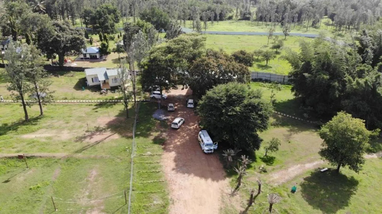 Facade/entrance in River Valley Resort