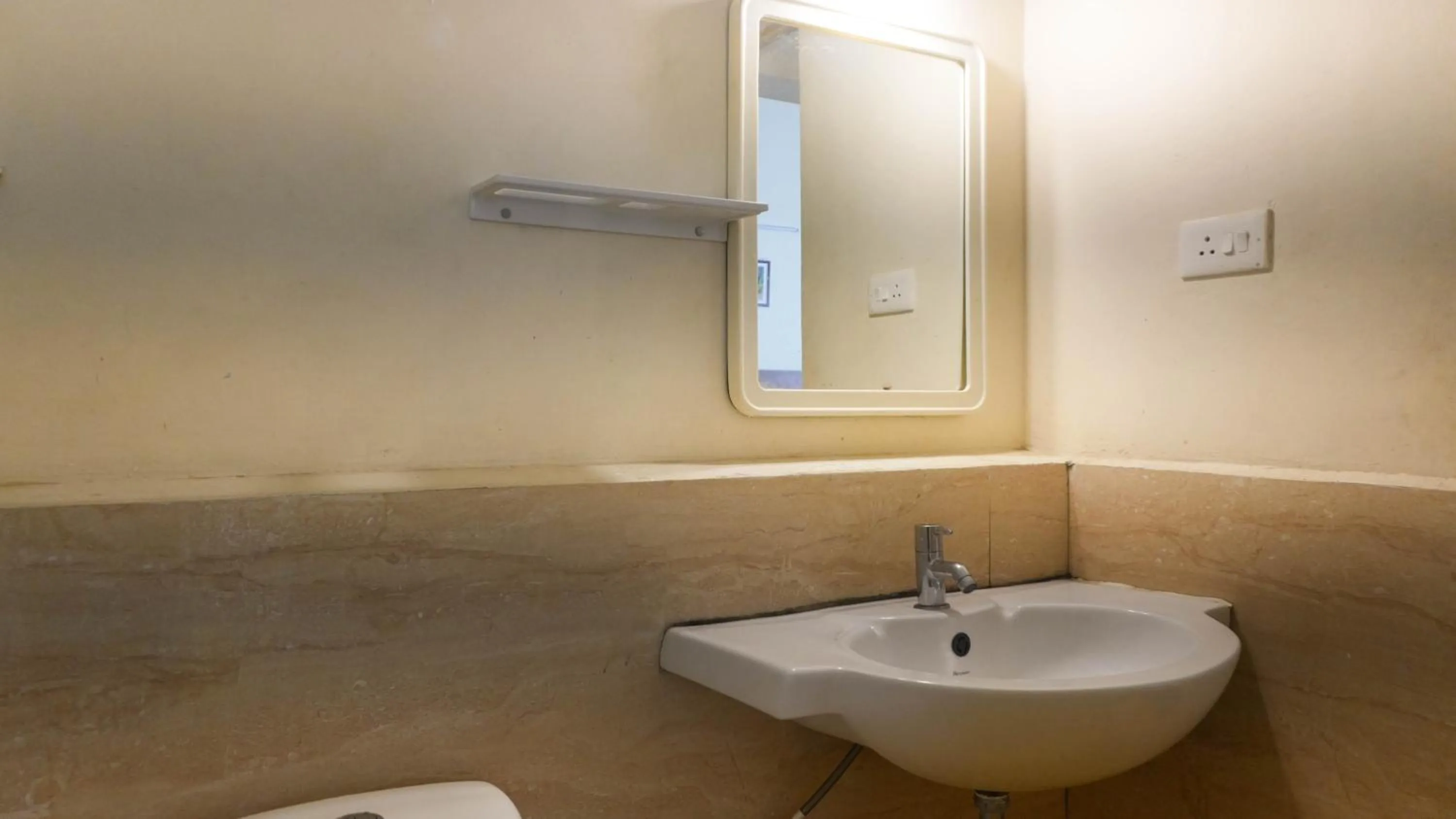 Bathroom in River Valley Resort