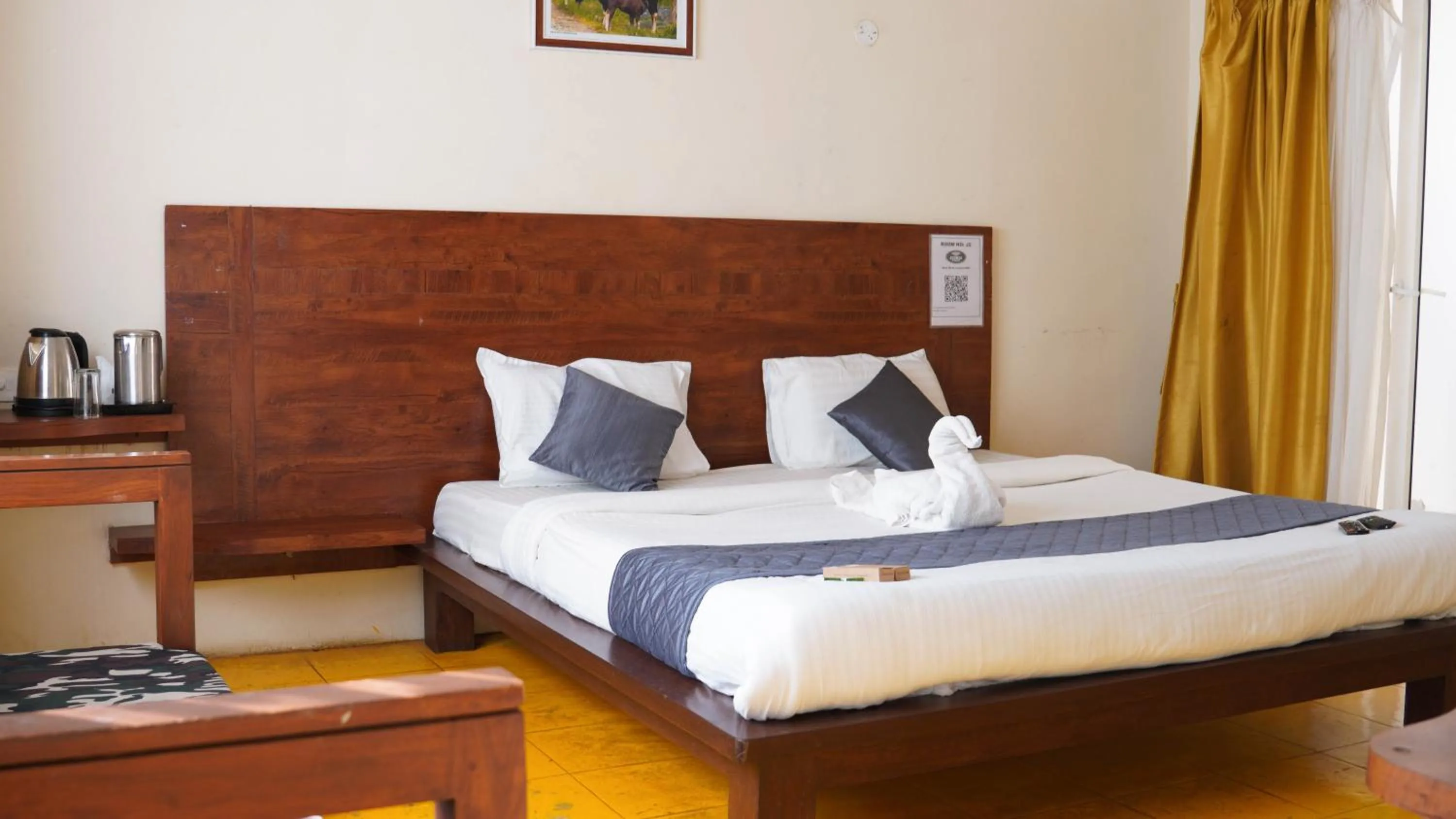 Bedroom, Bed in River Valley Resort