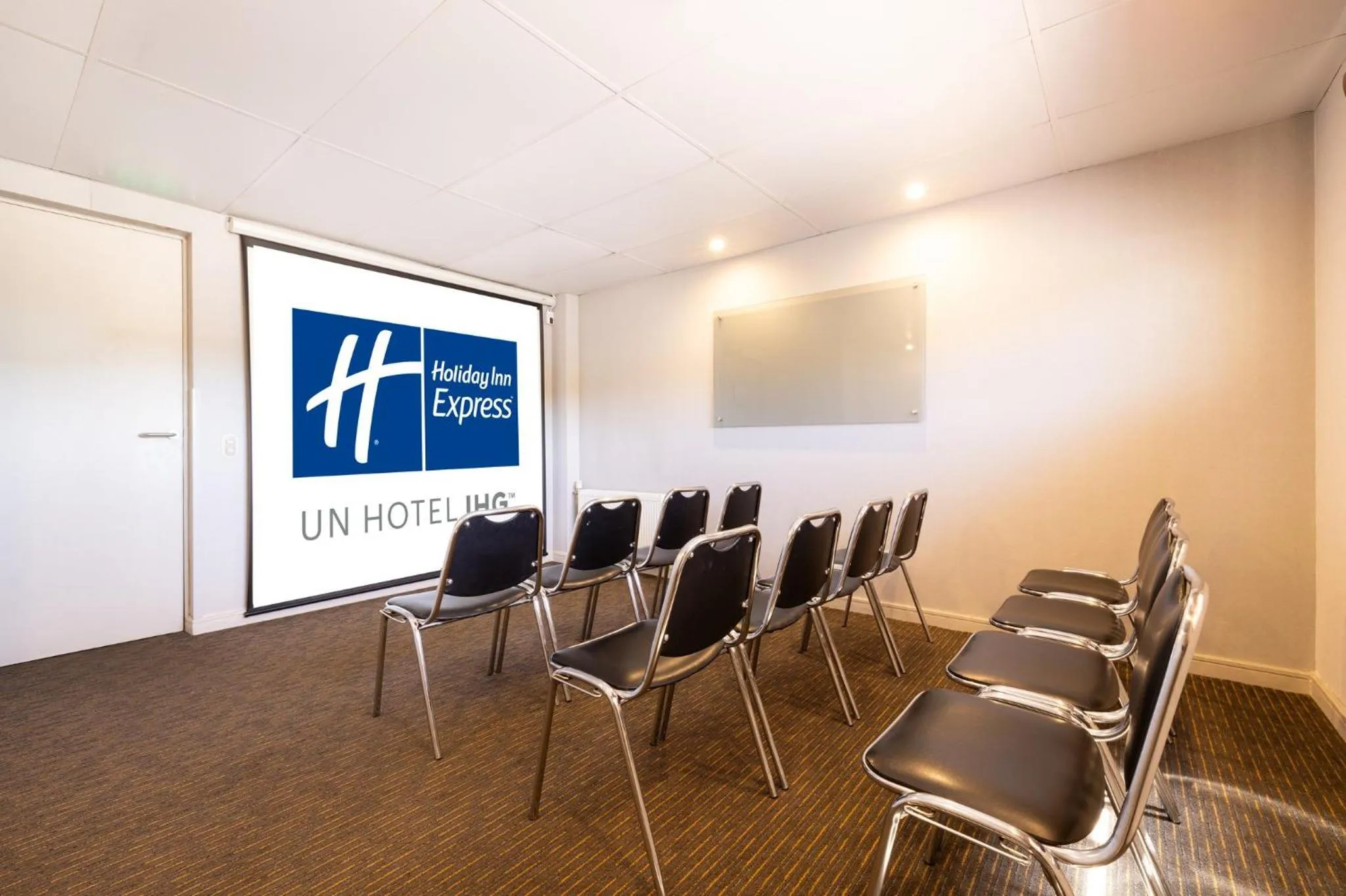 Meeting/conference room in Holiday Inn Express - Temuco by IHG
