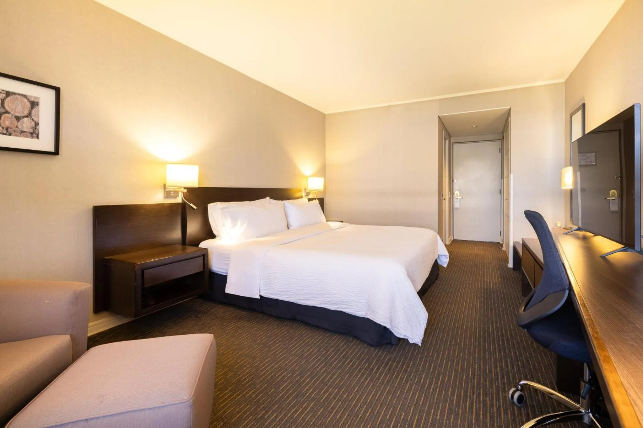 Photo of the whole room, Bed in Holiday Inn Express - Temuco by IHG