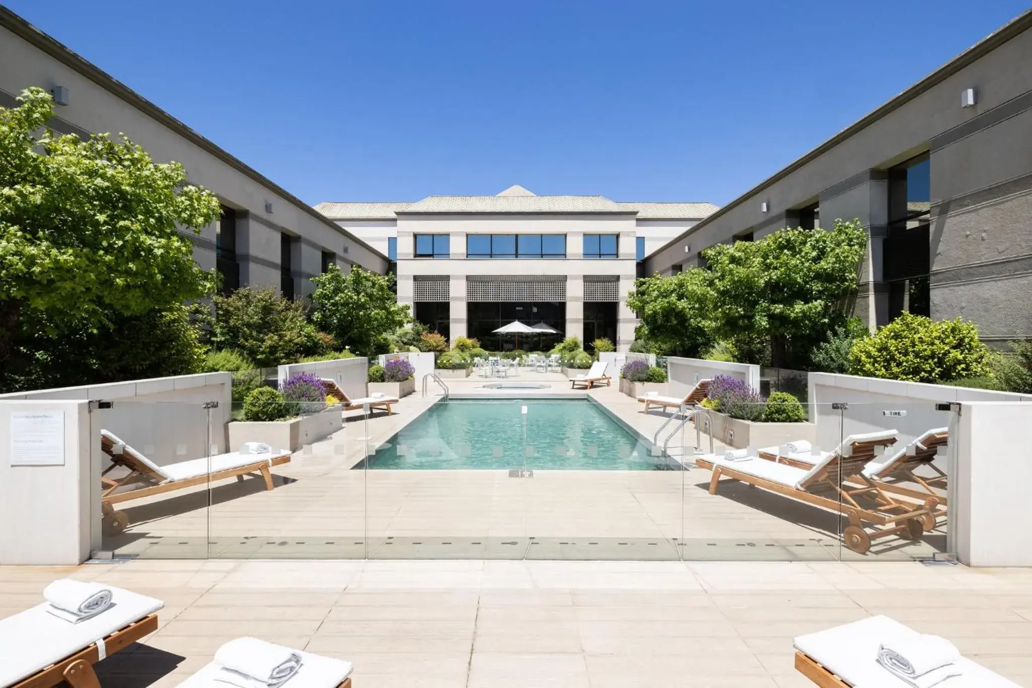 Property building in Holiday Inn Express - Temuco by IHG Property building in Holiday Inn Express - Temuco by IHG