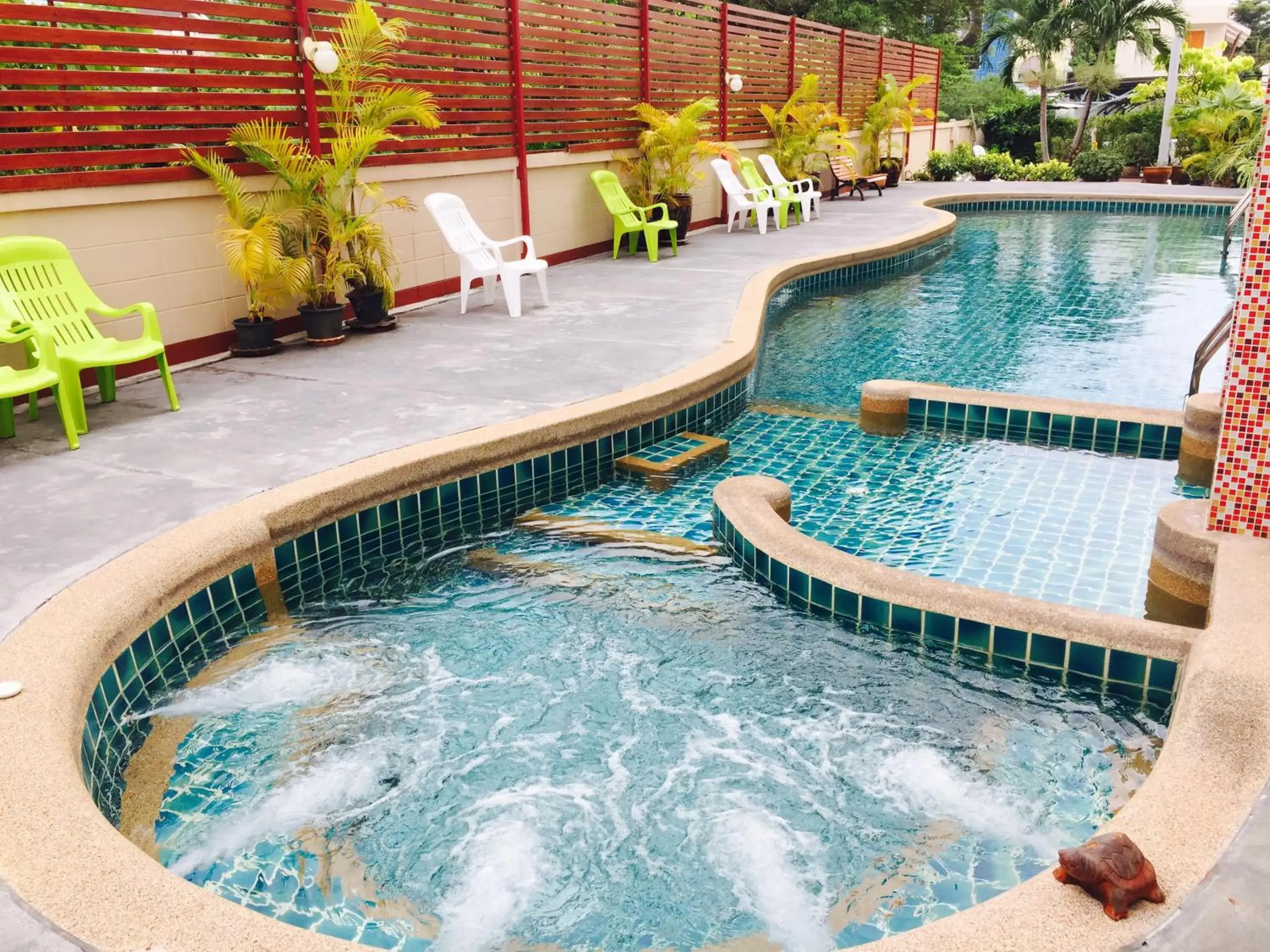 Swimming pool in Mei Zhou Phuket Hotel - SHA Plus Swimming pool in Mei Zhou Phuket Hotel - SHA Plus