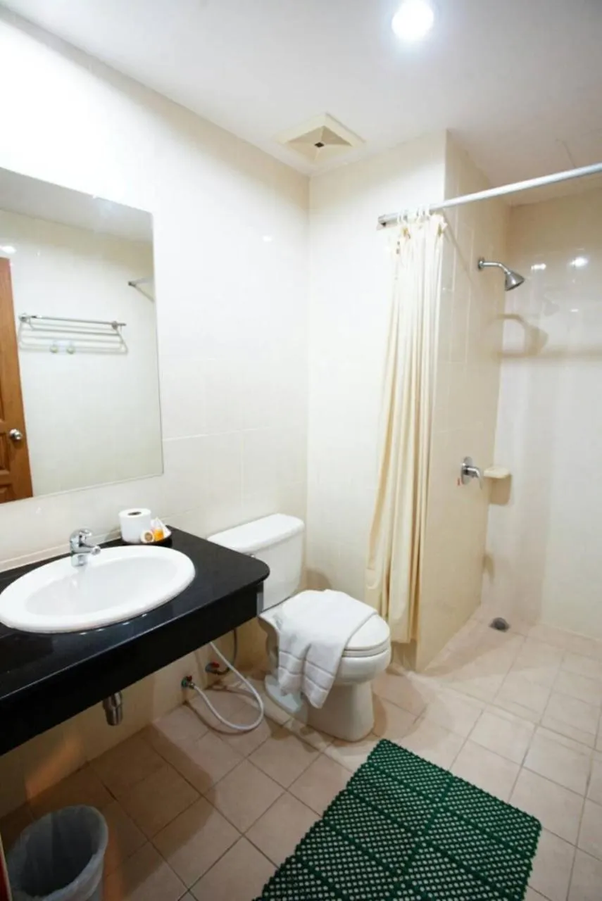 Bathroom in Mei Zhou Phuket Hotel - SHA Plus