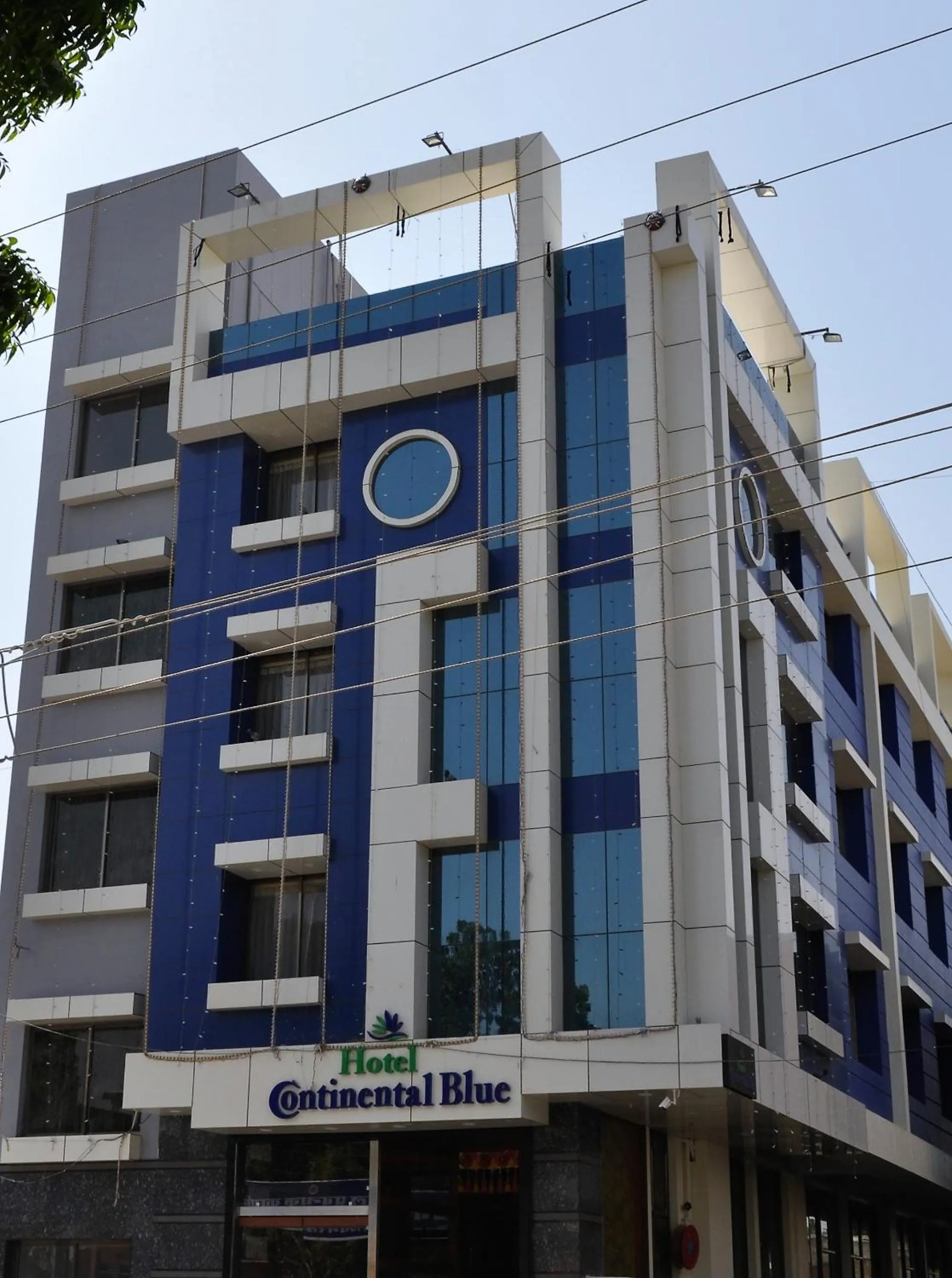 Property building in Hotel Continental Blue