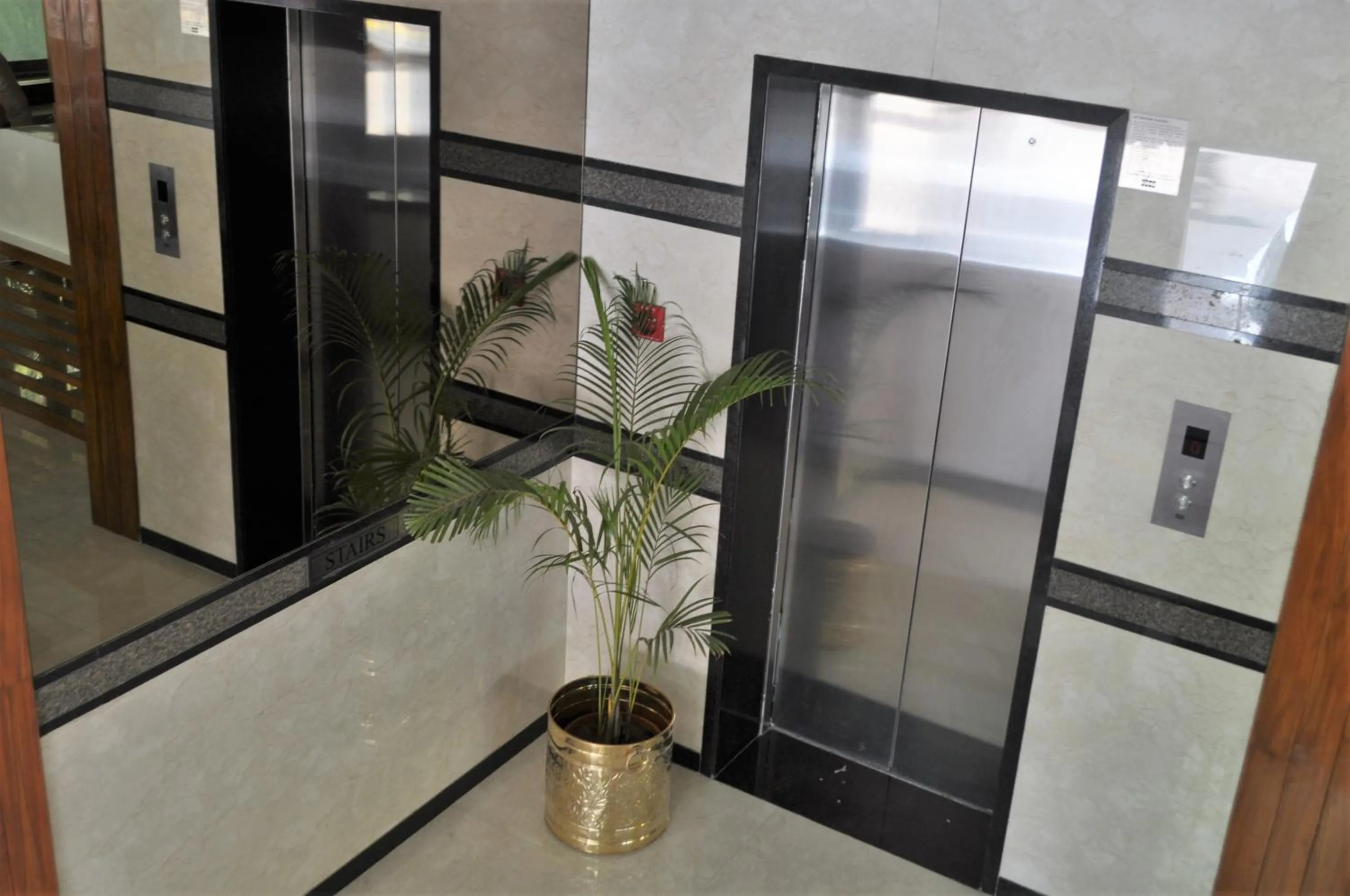 Hotel Continental Blue