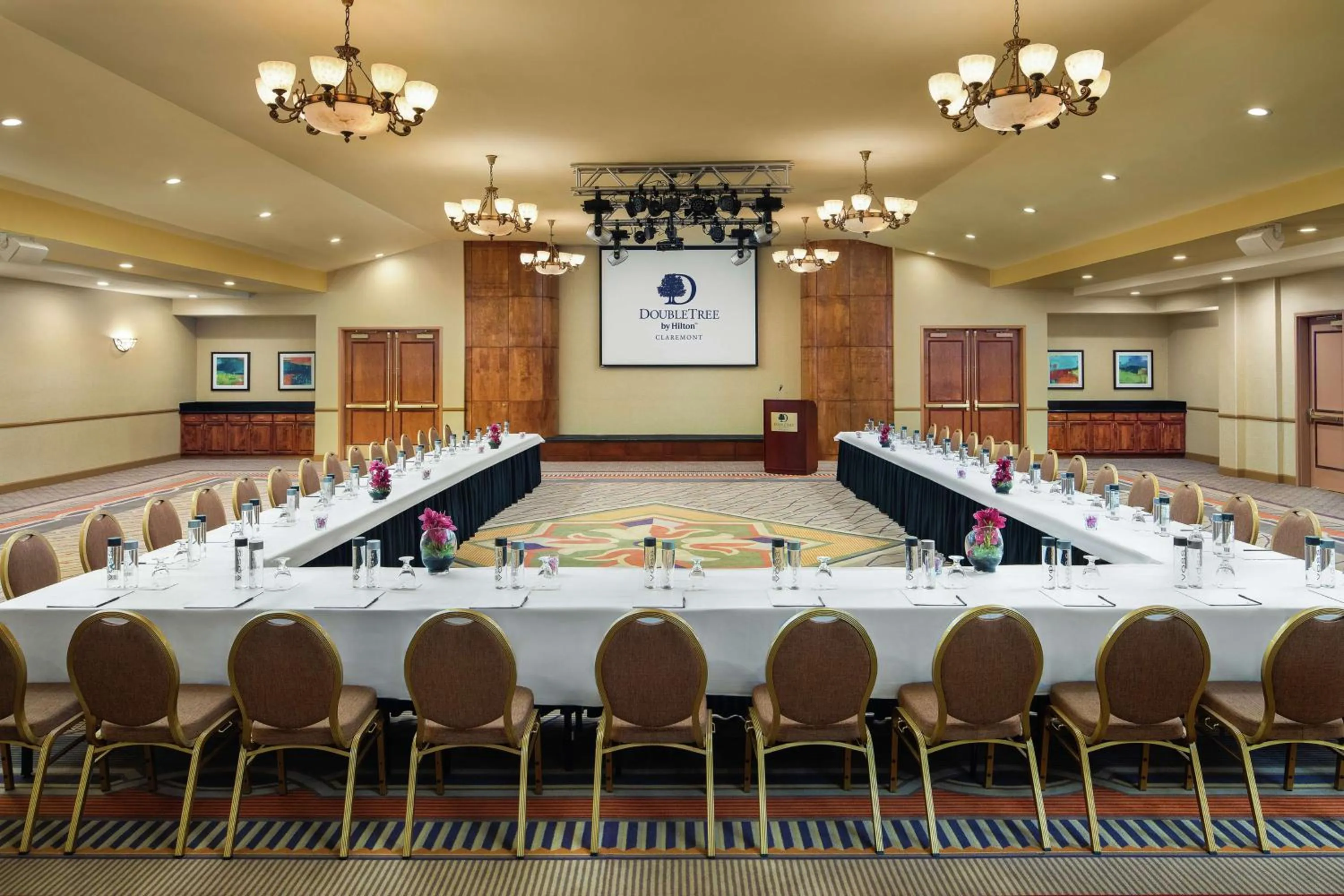 Meeting/conference room in DoubleTree by Hilton Claremont