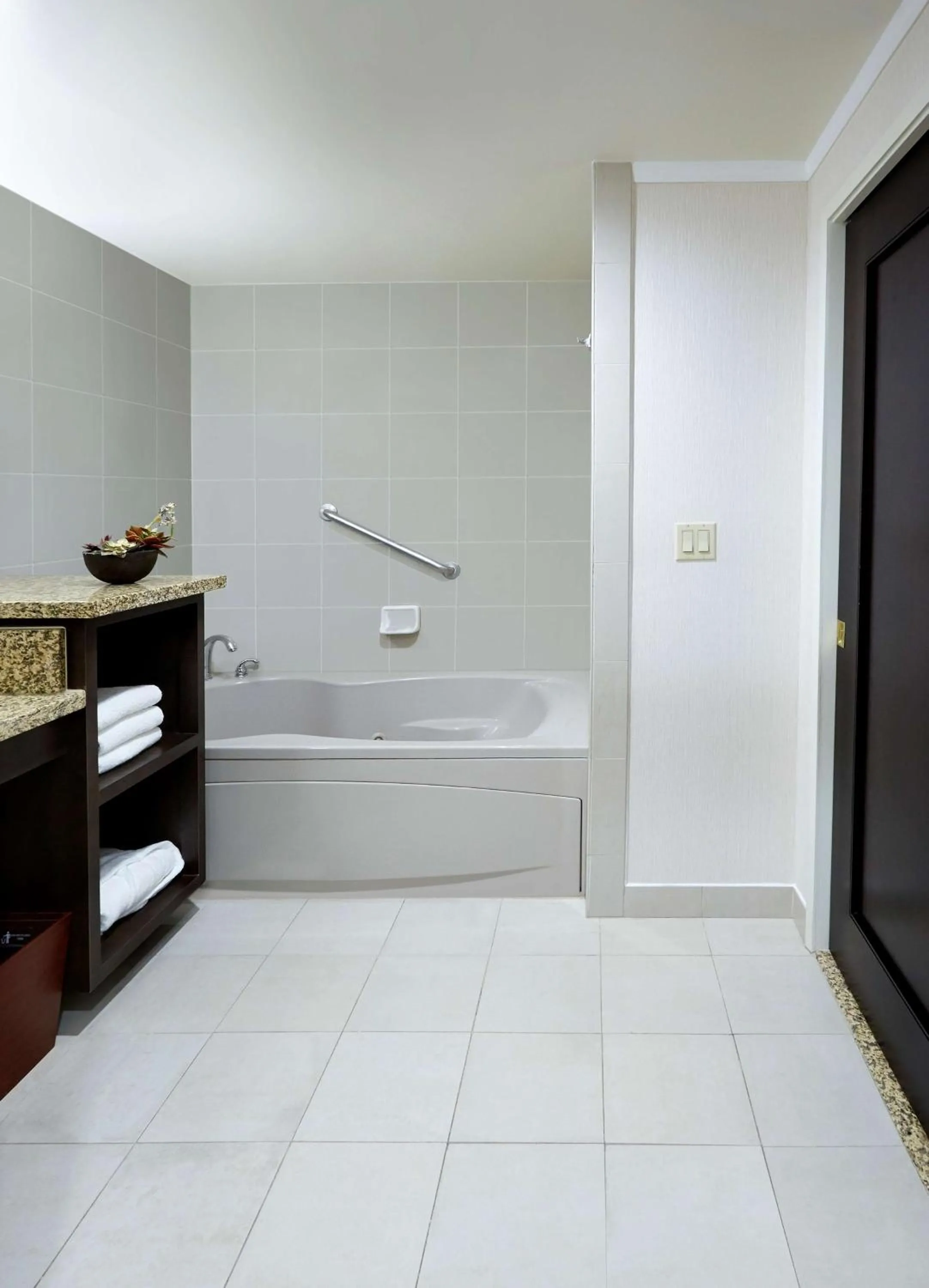 Bathroom in DoubleTree by Hilton Claremont