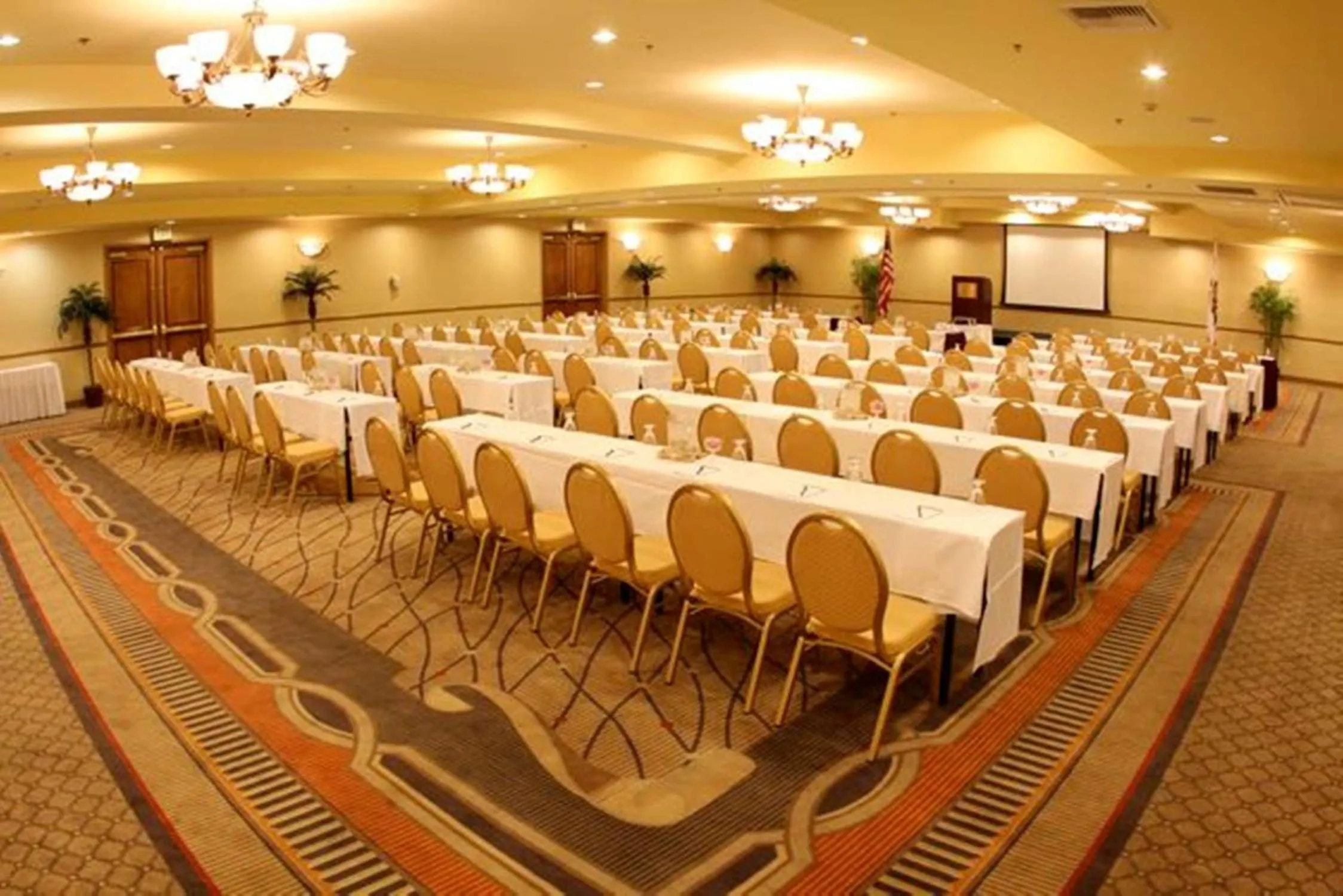 Meeting/conference room in DoubleTree by Hilton Claremont