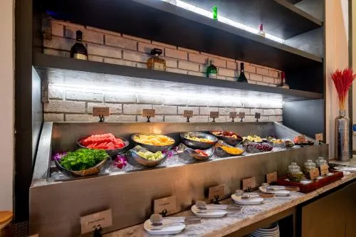 Chanalai Romantica Resort - Adults Only, Kata Beach