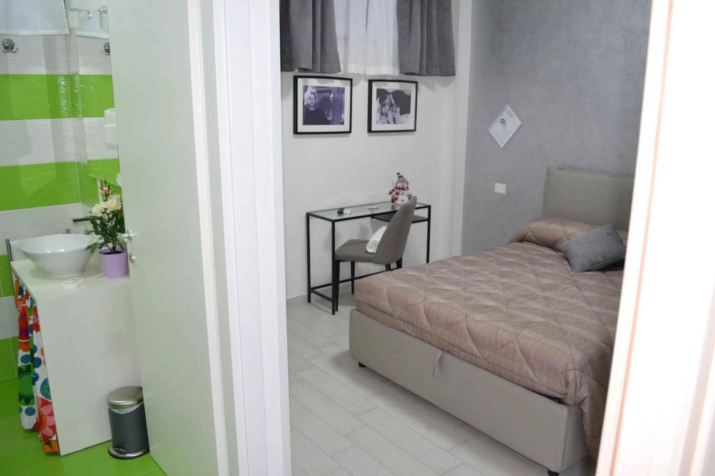TIBUR STAR Guest House