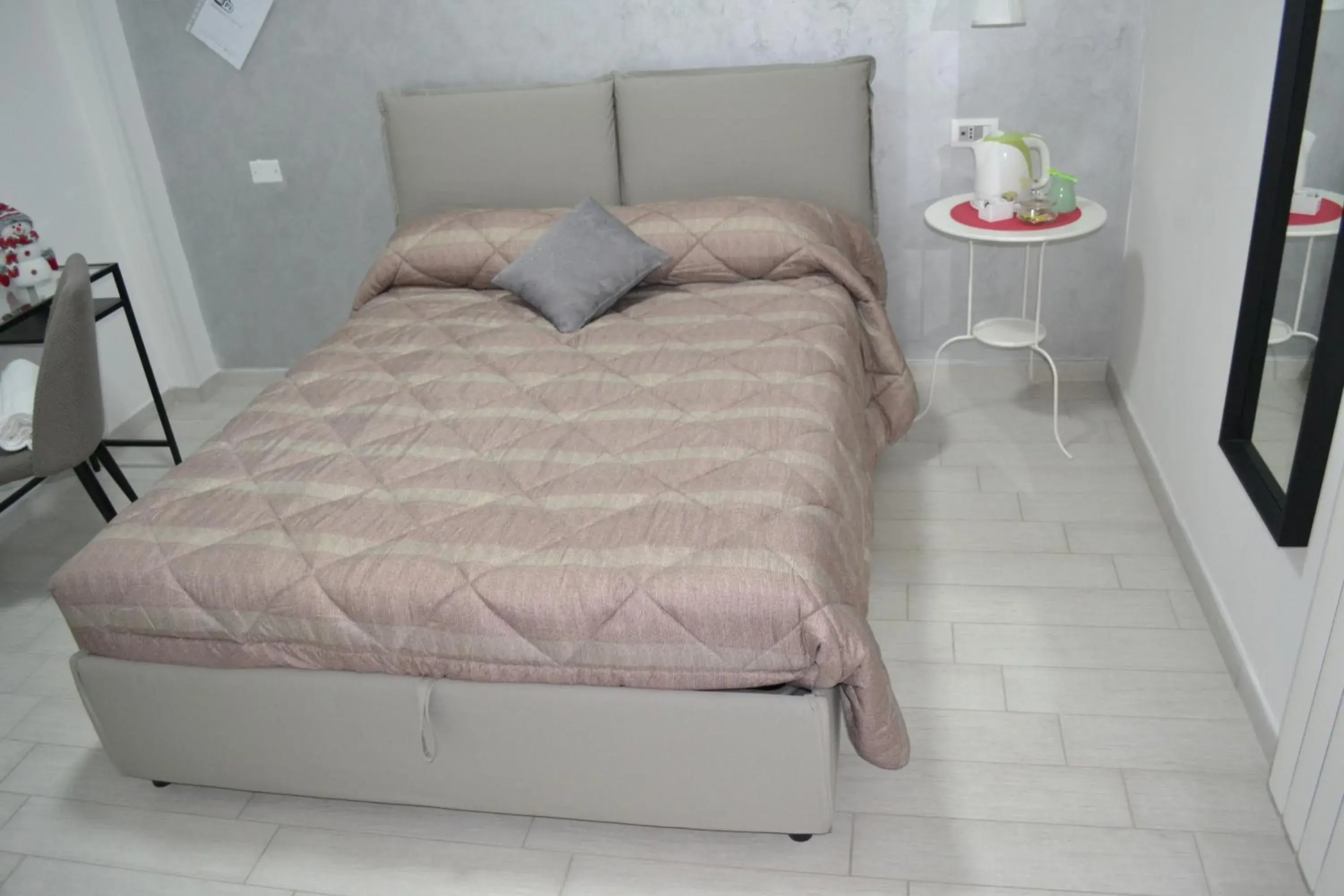 Single Room - single occupancy in TIBUR STAR Guest House Single Room - single occupancy in TIBUR STAR Guest House