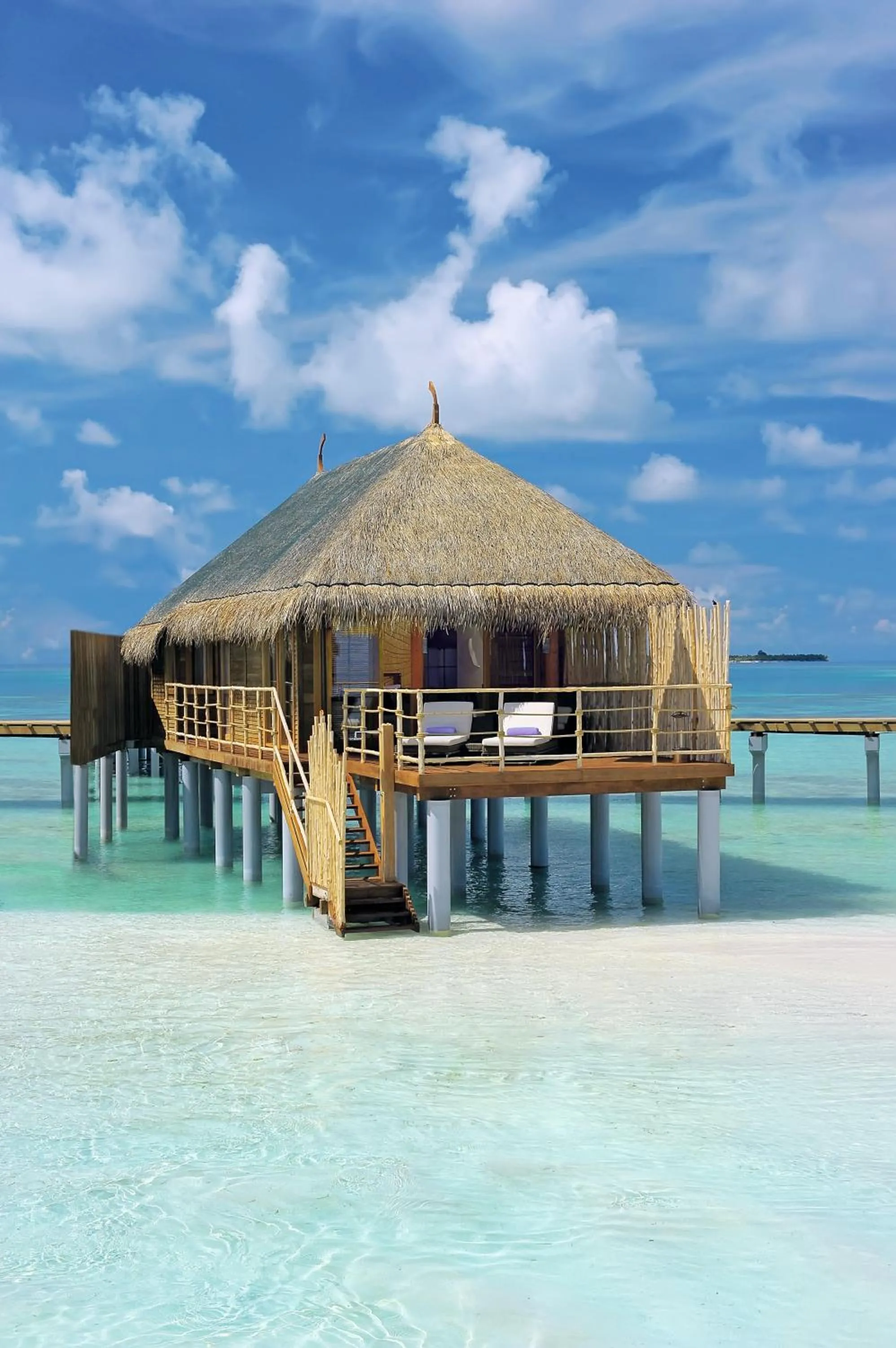 Property building in Constance Moofushi Maldives - All Inclusive