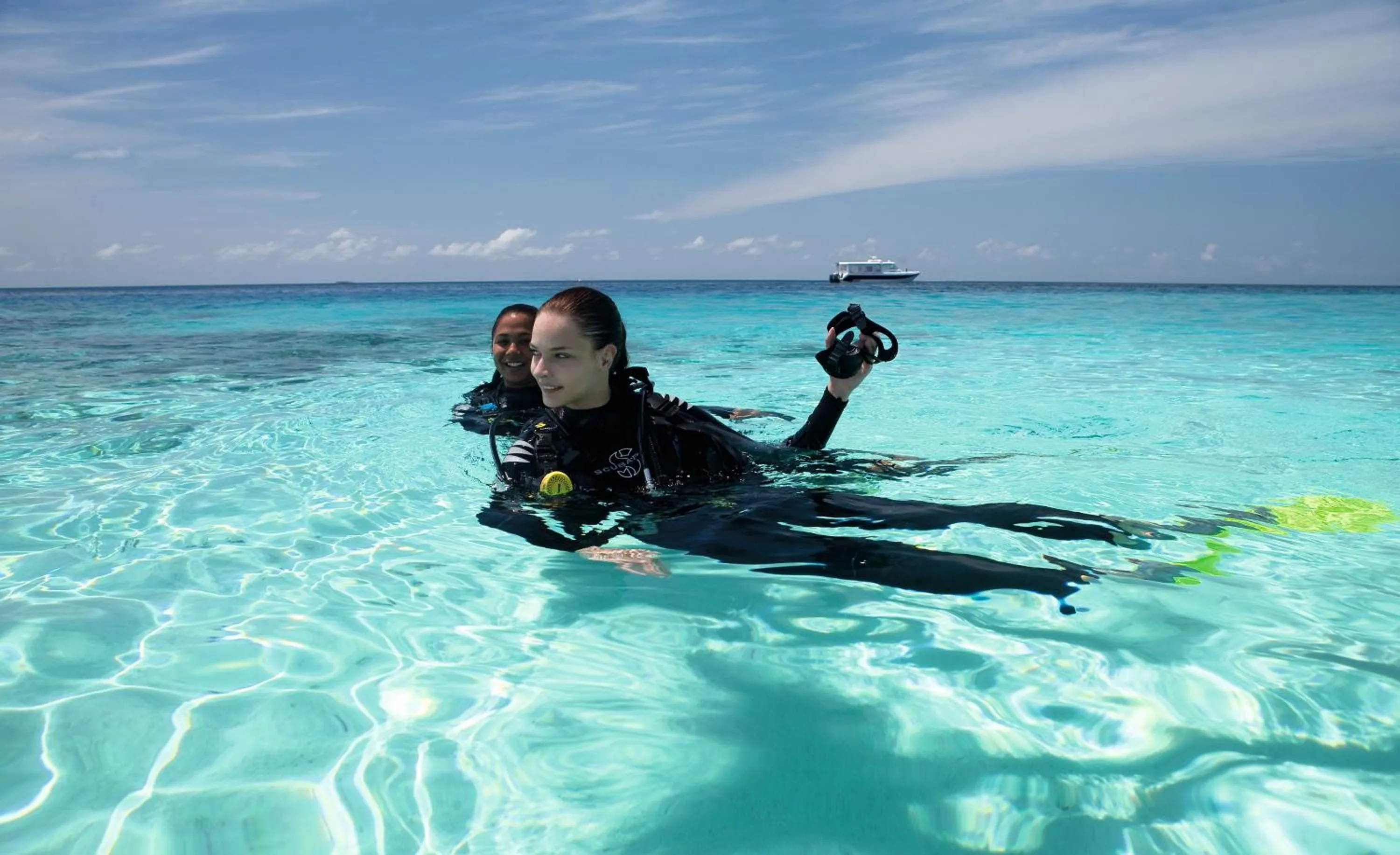 Diving in Constance Moofushi Maldives - All Inclusive