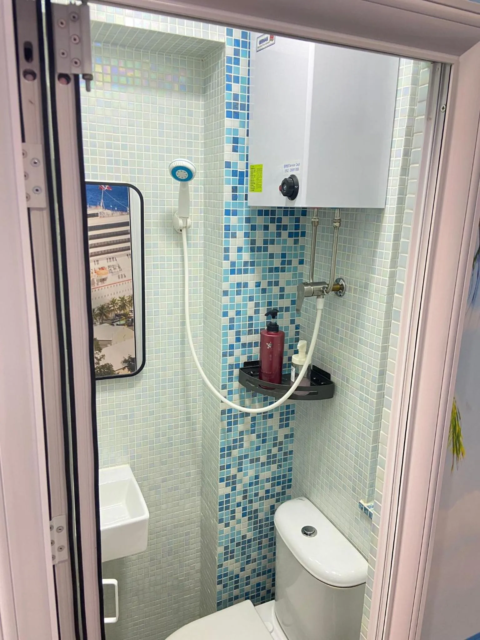 Bathroom in Premium Lounge