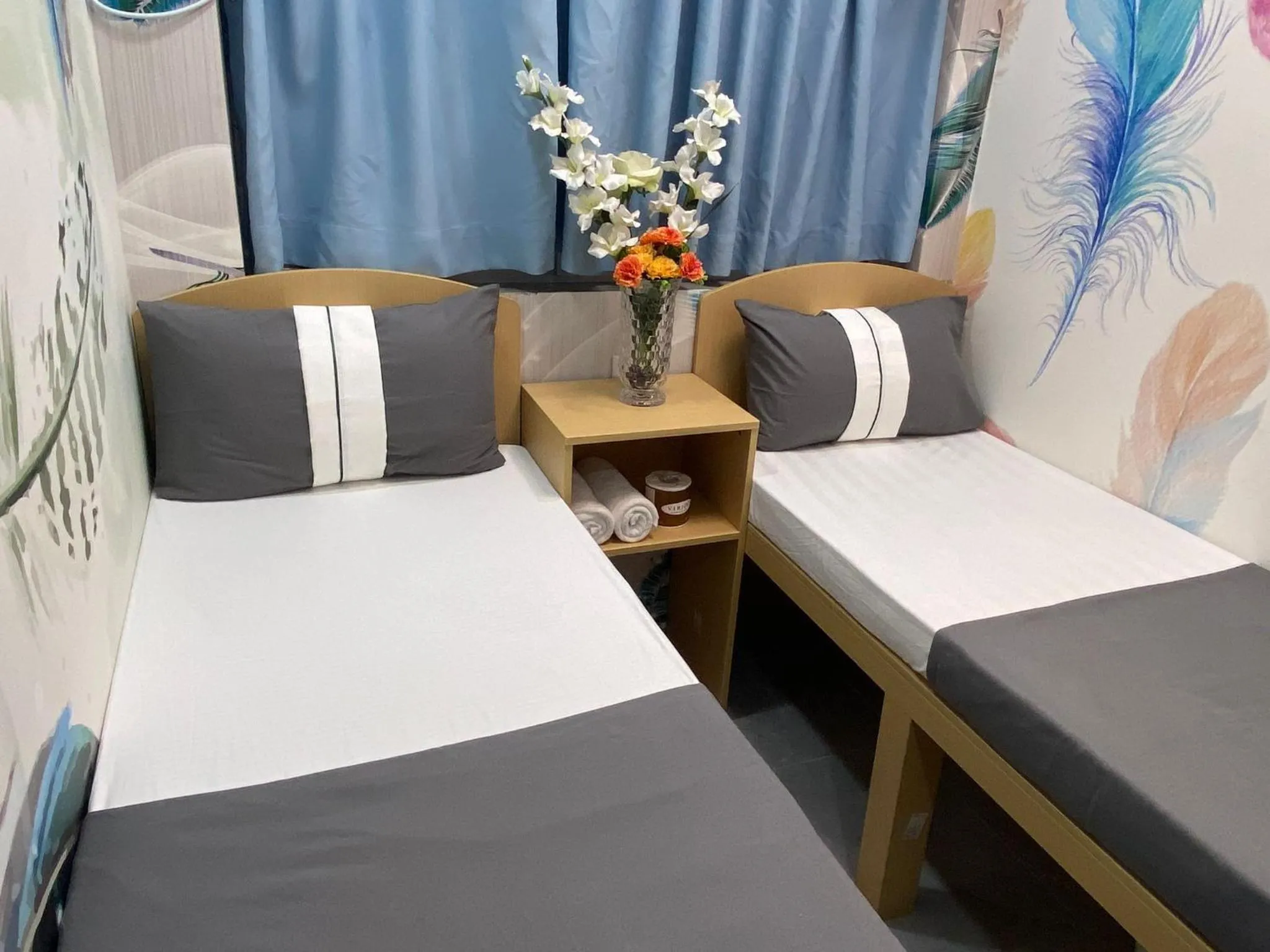 Bedroom, Bed in Premium Lounge