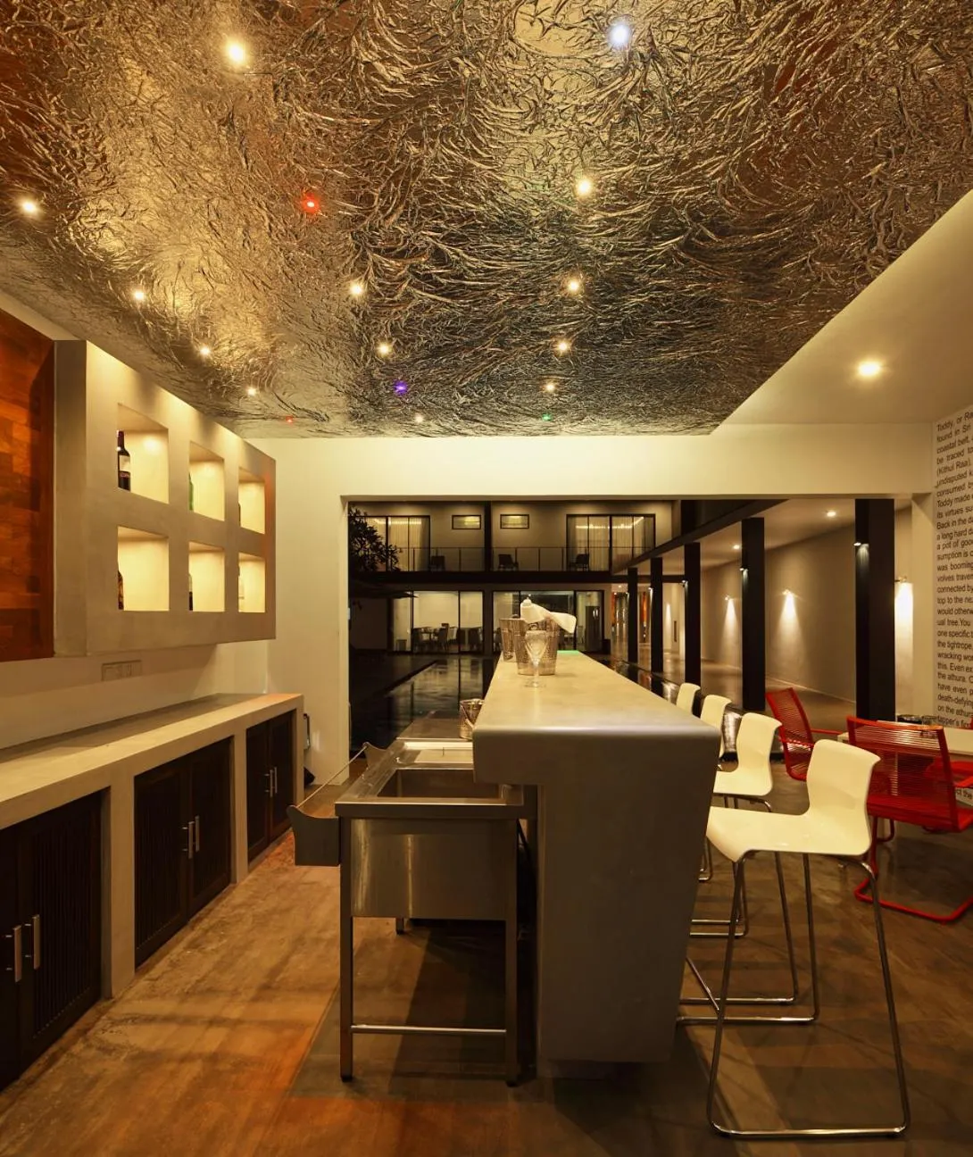 Lounge or bar in Serendiva Beach