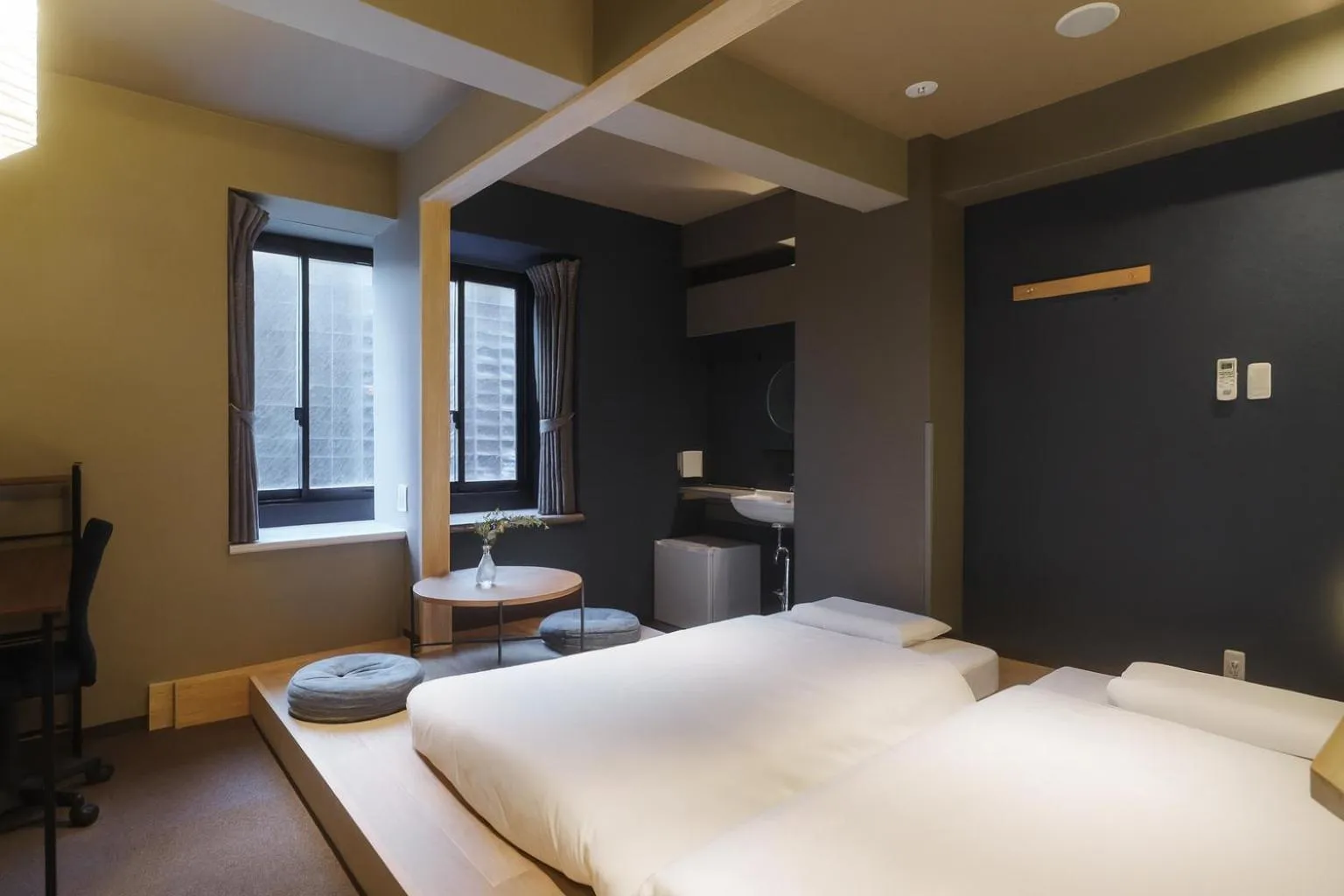 Bed in LINNAS Kanazawa