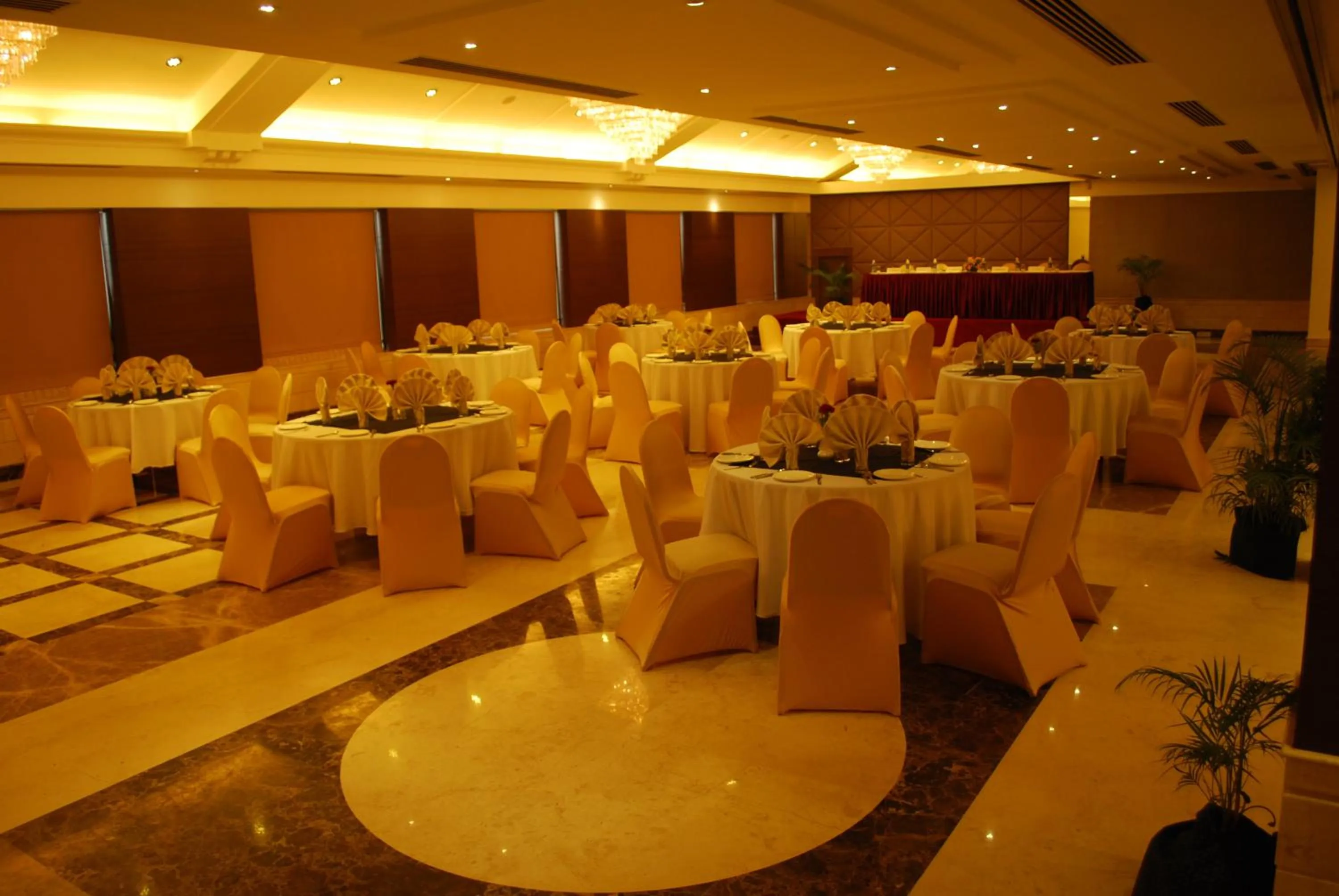Banquet/Function facilities in Beverly Hotel