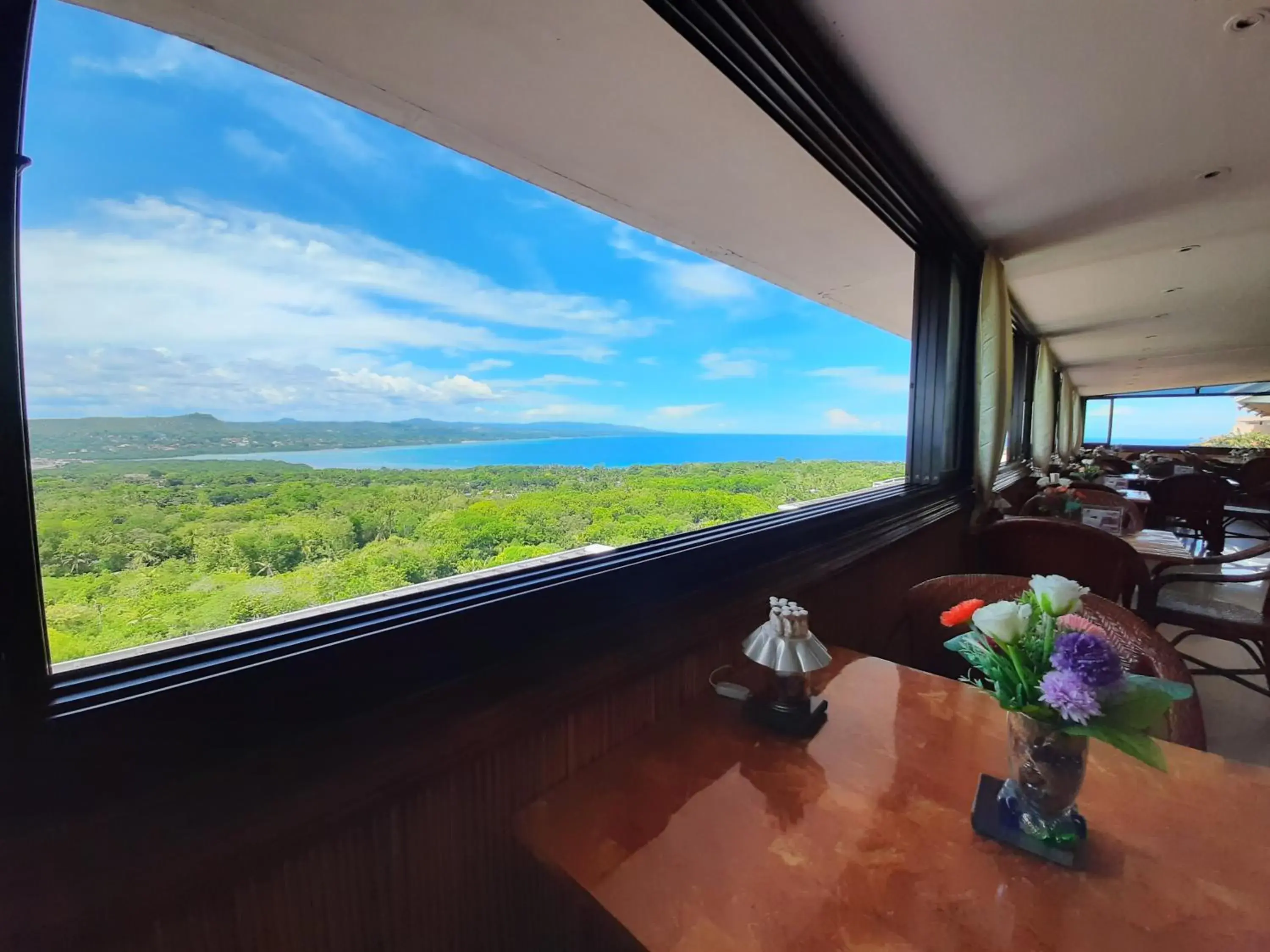 Restaurant/places to eat in Bohol Vantage Resort Restaurant/places to eat in Bohol Vantage Resort