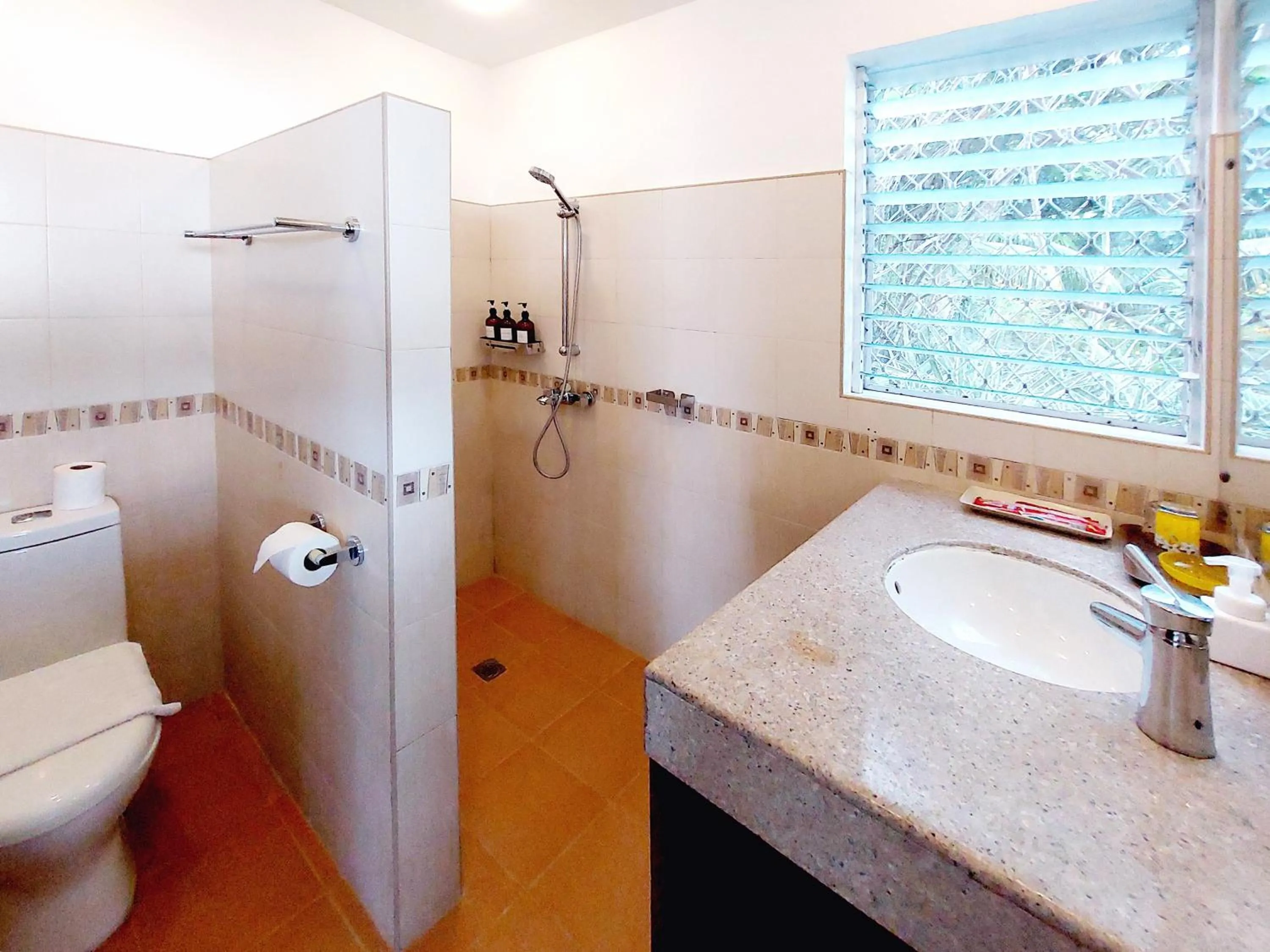 Bathroom in Bohol Vantage Resort