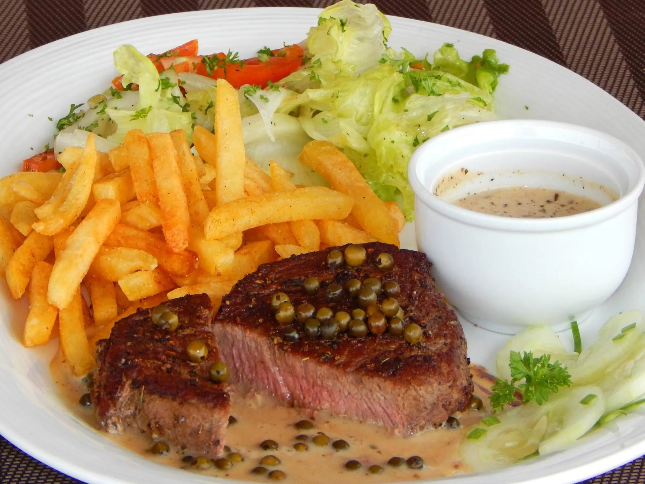 Restaurant/places to eat in Bohol Vantage Resort