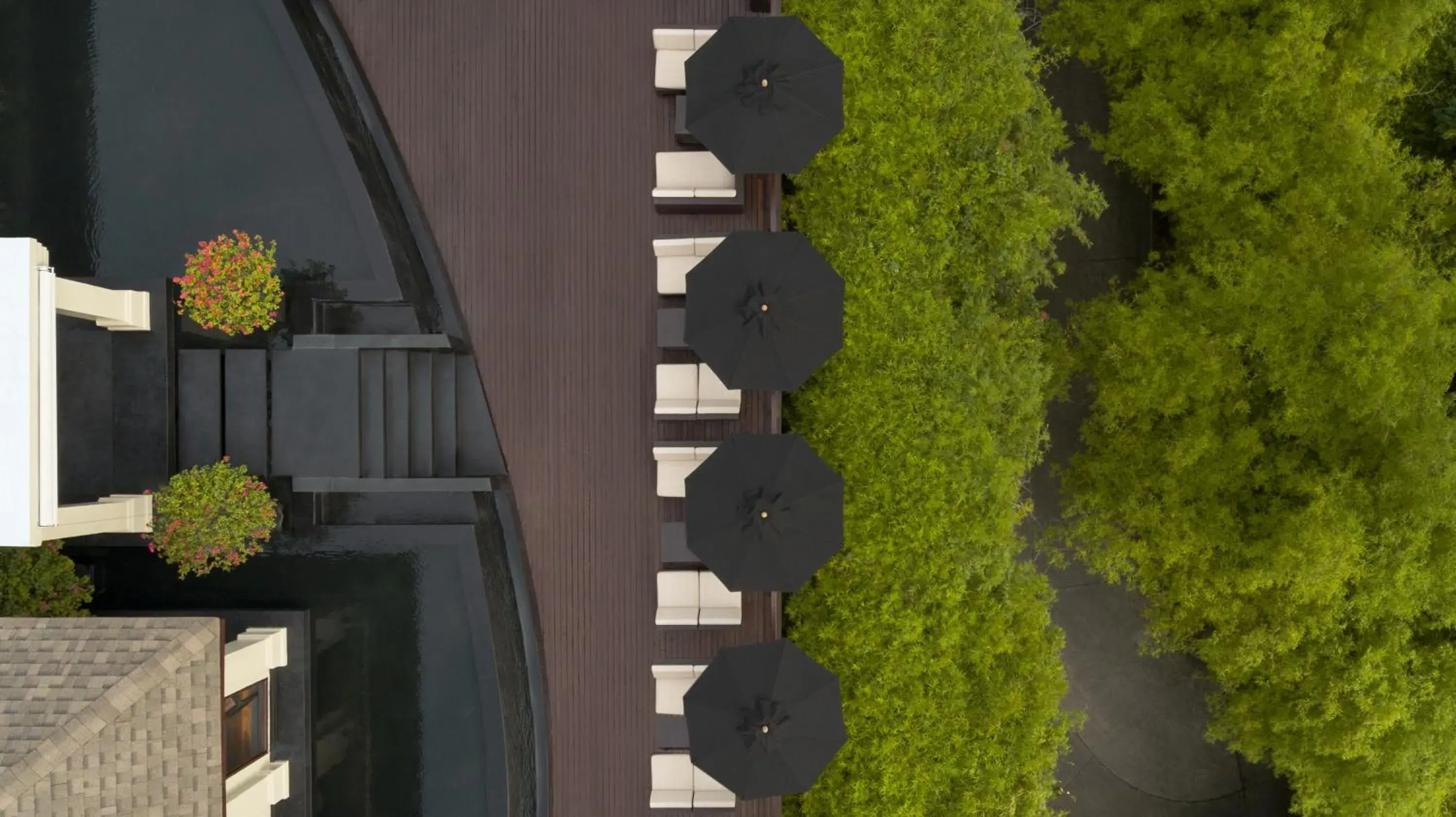 Restaurant/places to eat in The Pavilions Phuket Restaurant/places to eat in The Pavilions Phuket