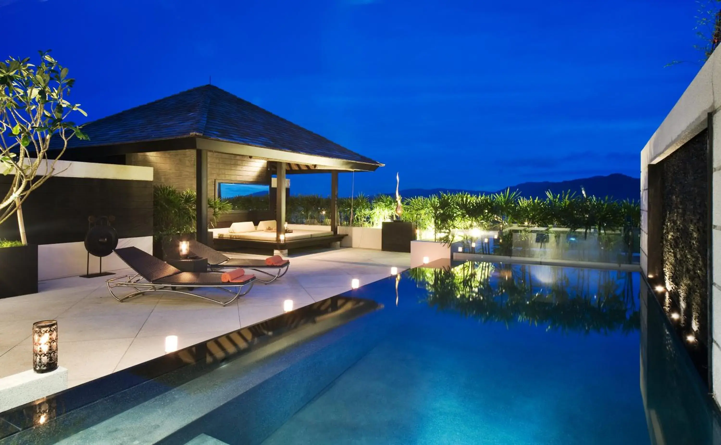 Swimming pool in The Pavilions Phuket Swimming pool in The Pavilions Phuket