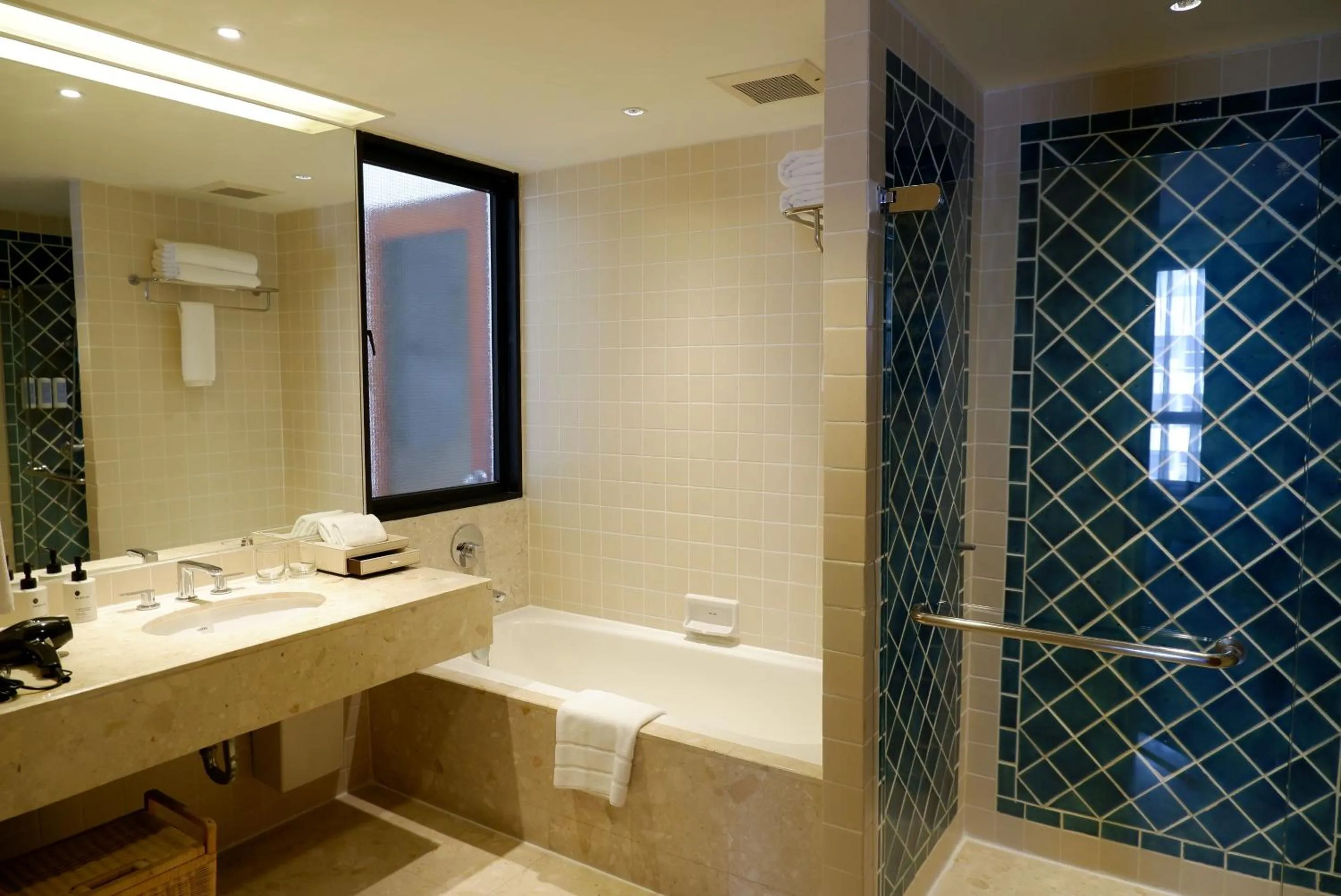 Shower in Chatrium Sathon Bangkok