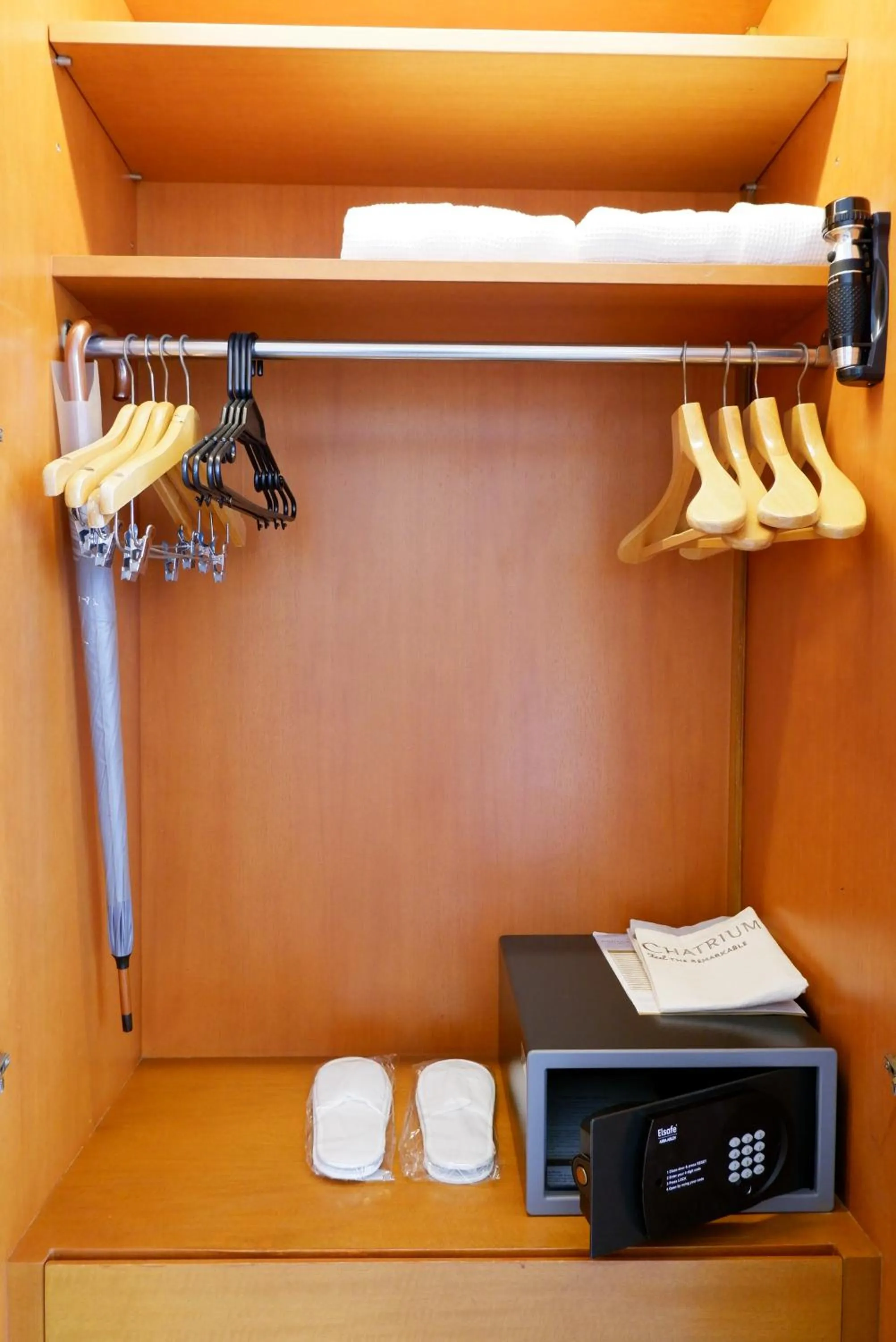 wardrobe in Chatrium Sathon Bangkok